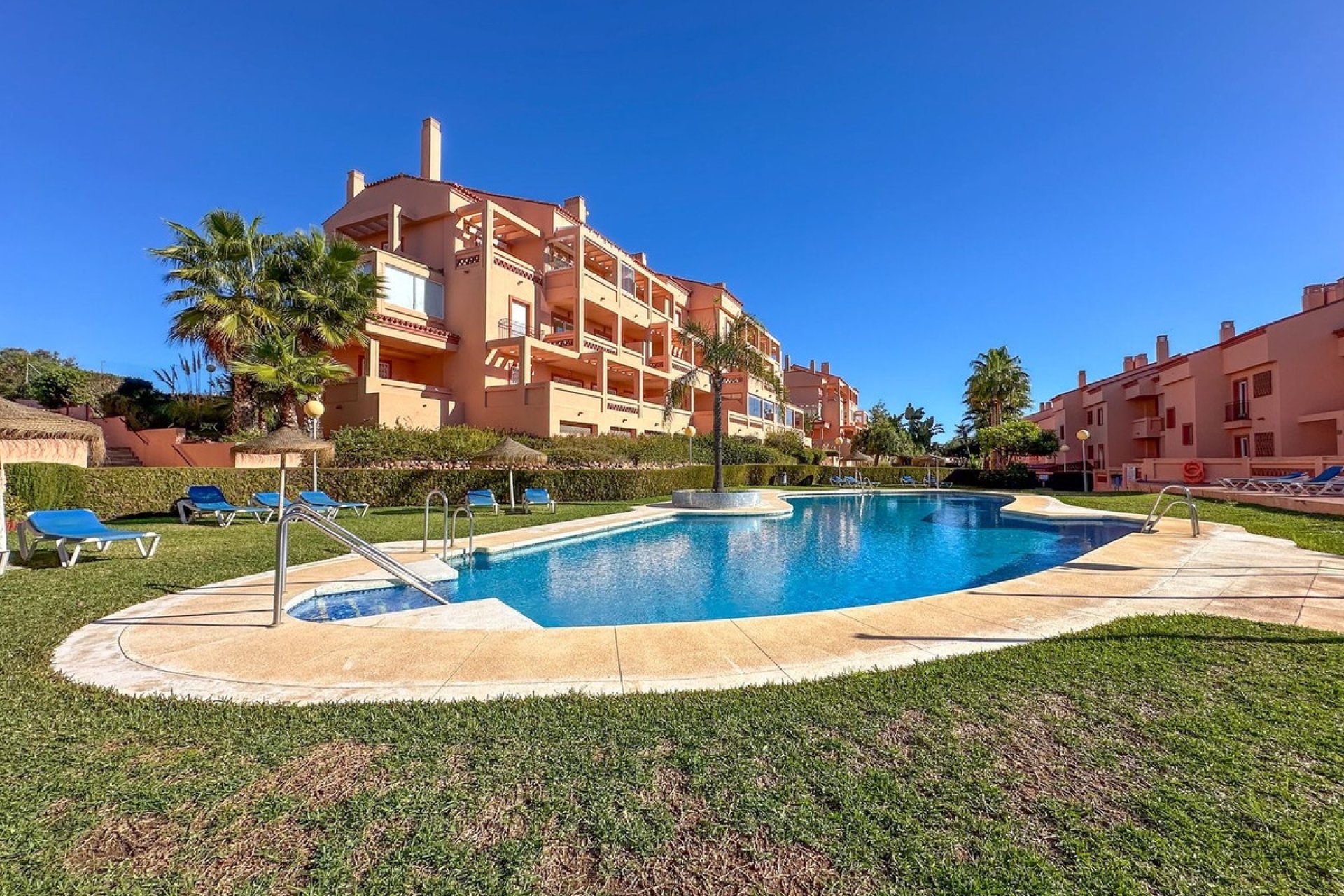 Resale - apartment - Mijas - El Faro