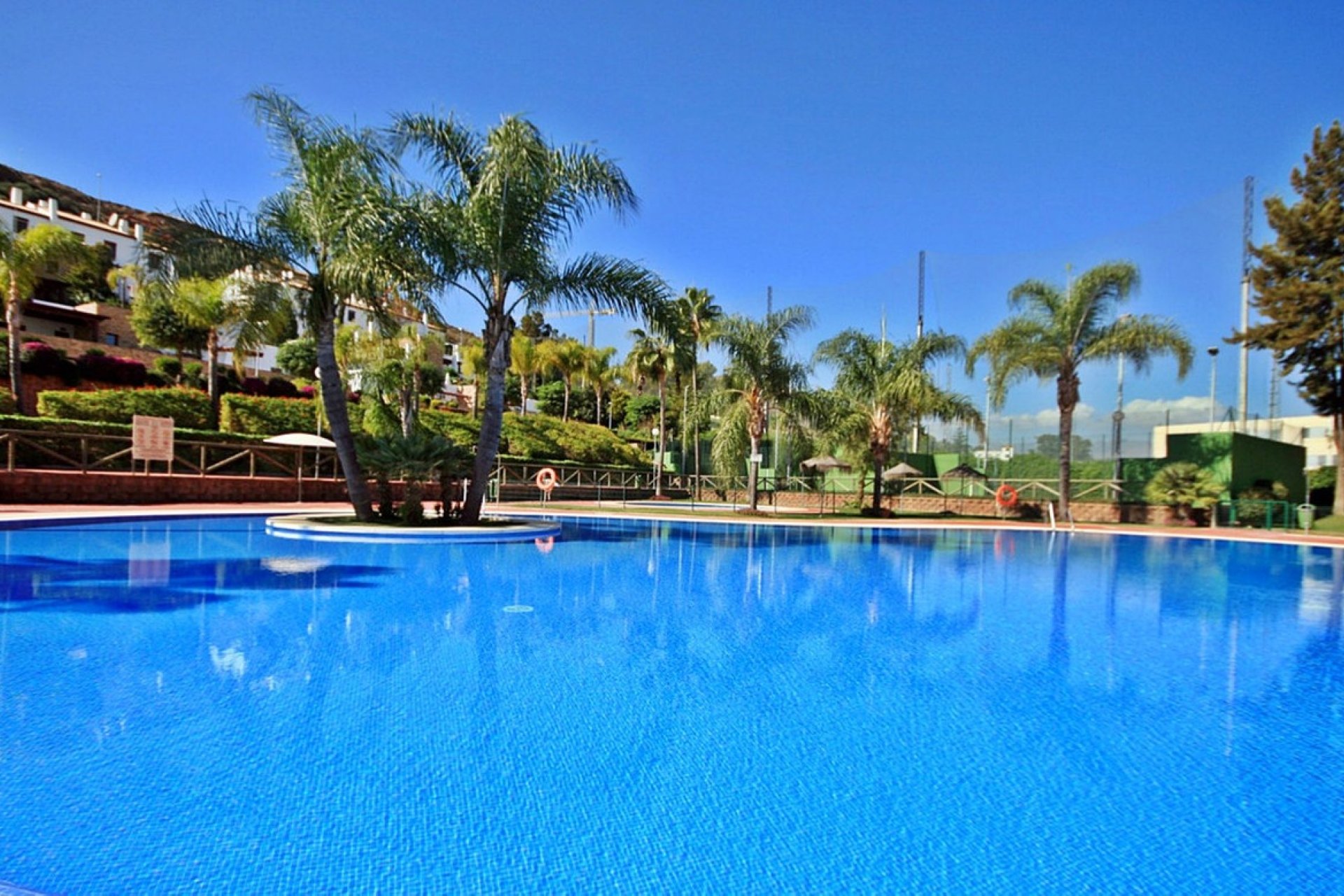 Resale - apartment - Mijas - La Cala de Mijas