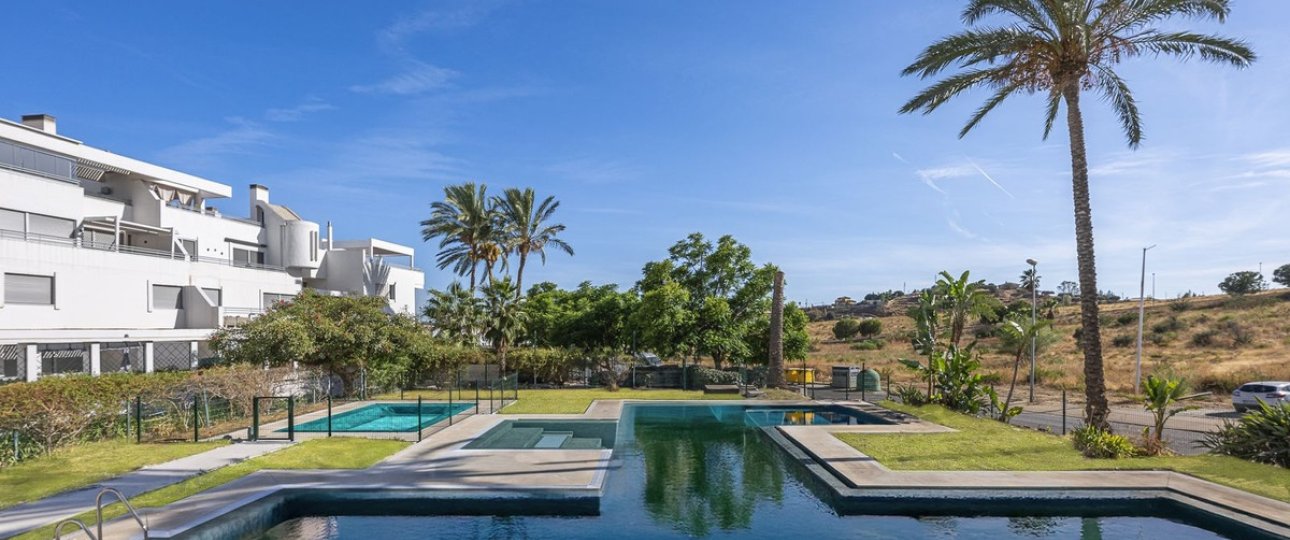 Resale - apartment - Mijas - La Cala de Mijas