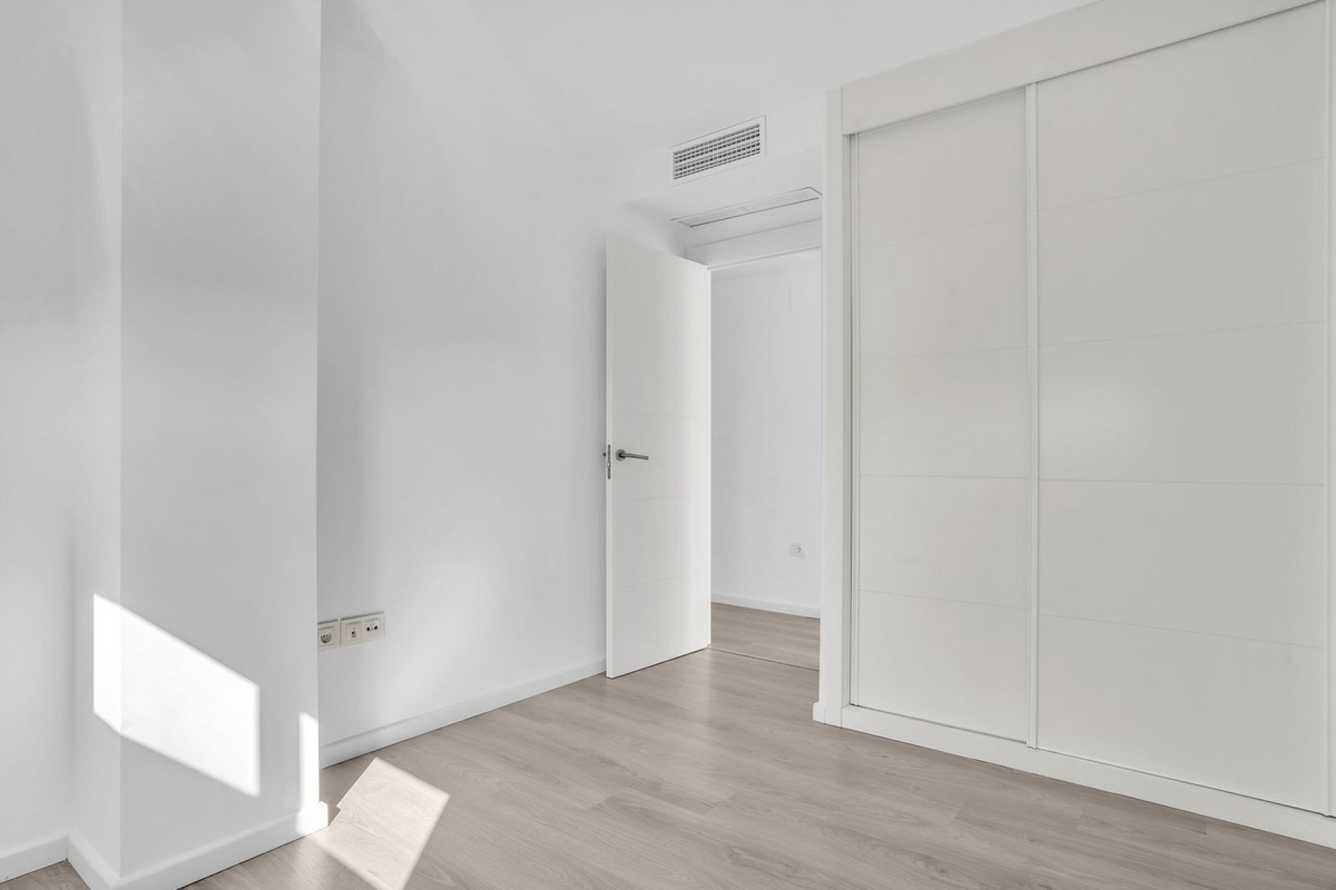 Resale - apartment - Mijas - La Cala de Mijas