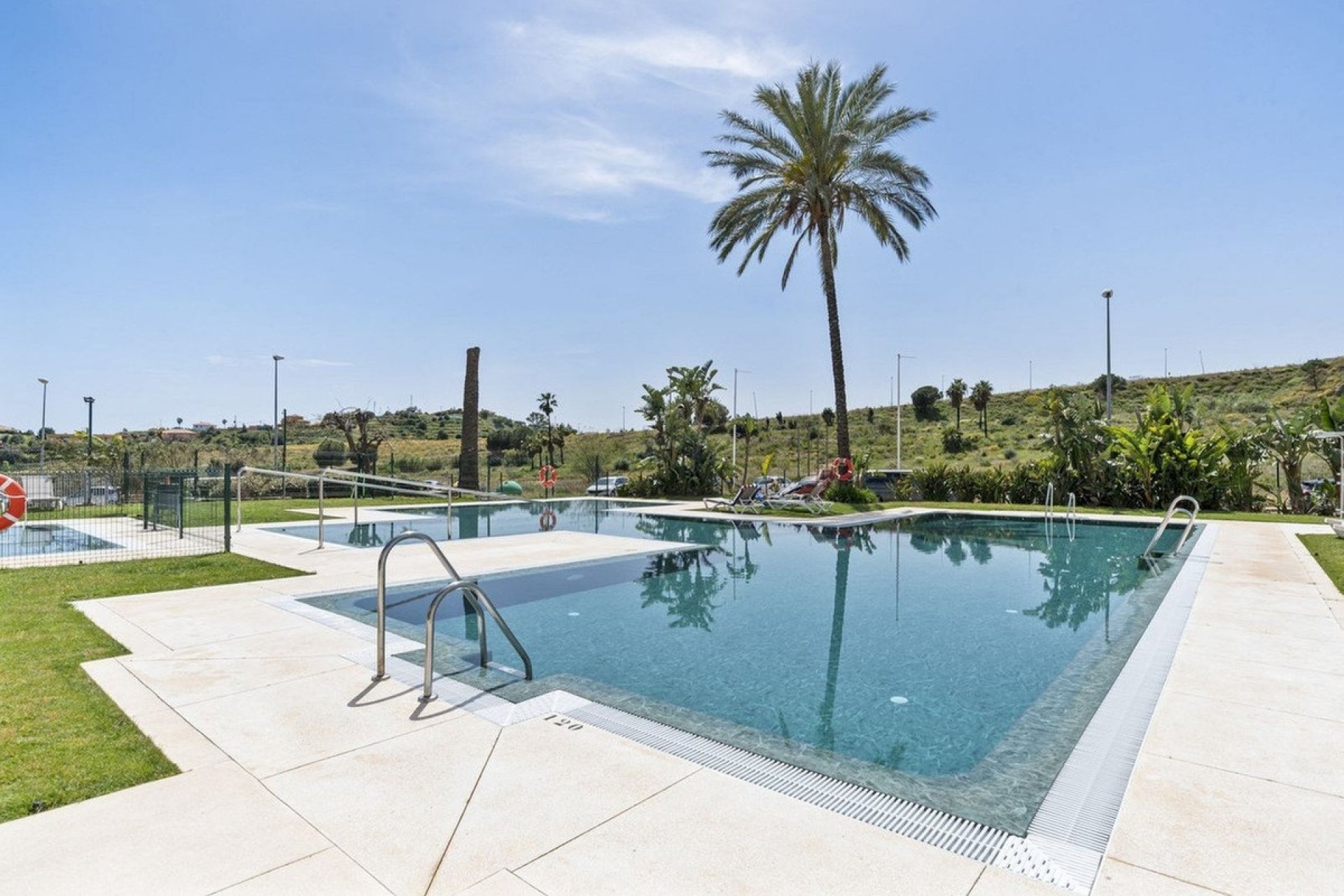 Resale - apartment - Mijas - La Cala de Mijas
