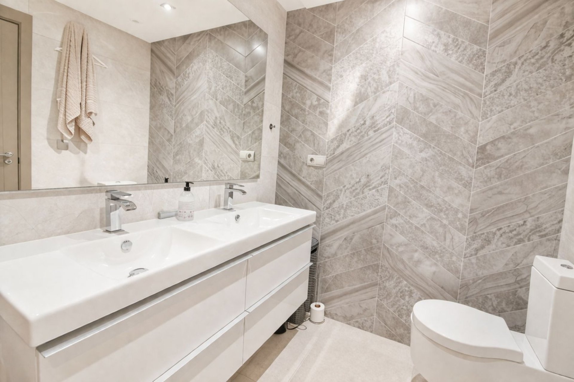 Resale - apartment - Mijas - La Cala Golf