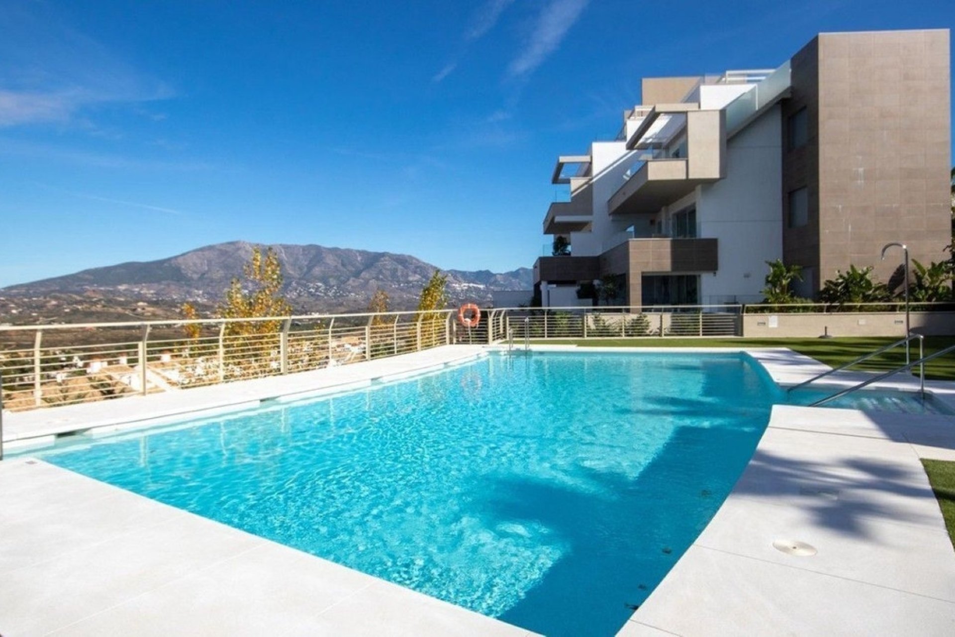 Resale - apartment - Mijas - La Cala Golf