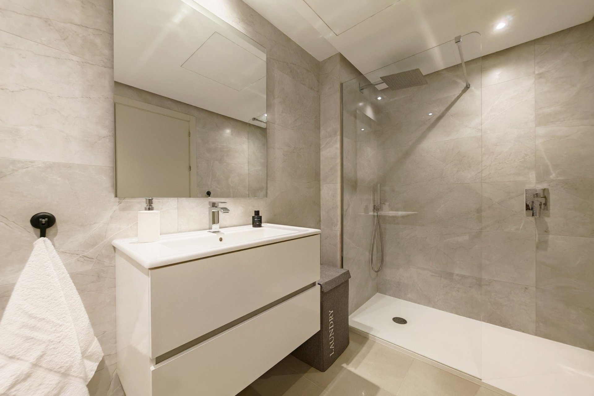 Resale - apartment - Mijas - La Cala Golf