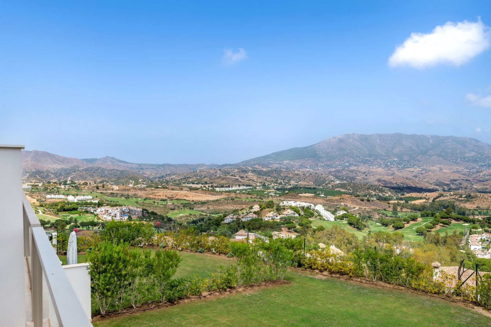 Resale - apartment - Mijas - La Cala Golf