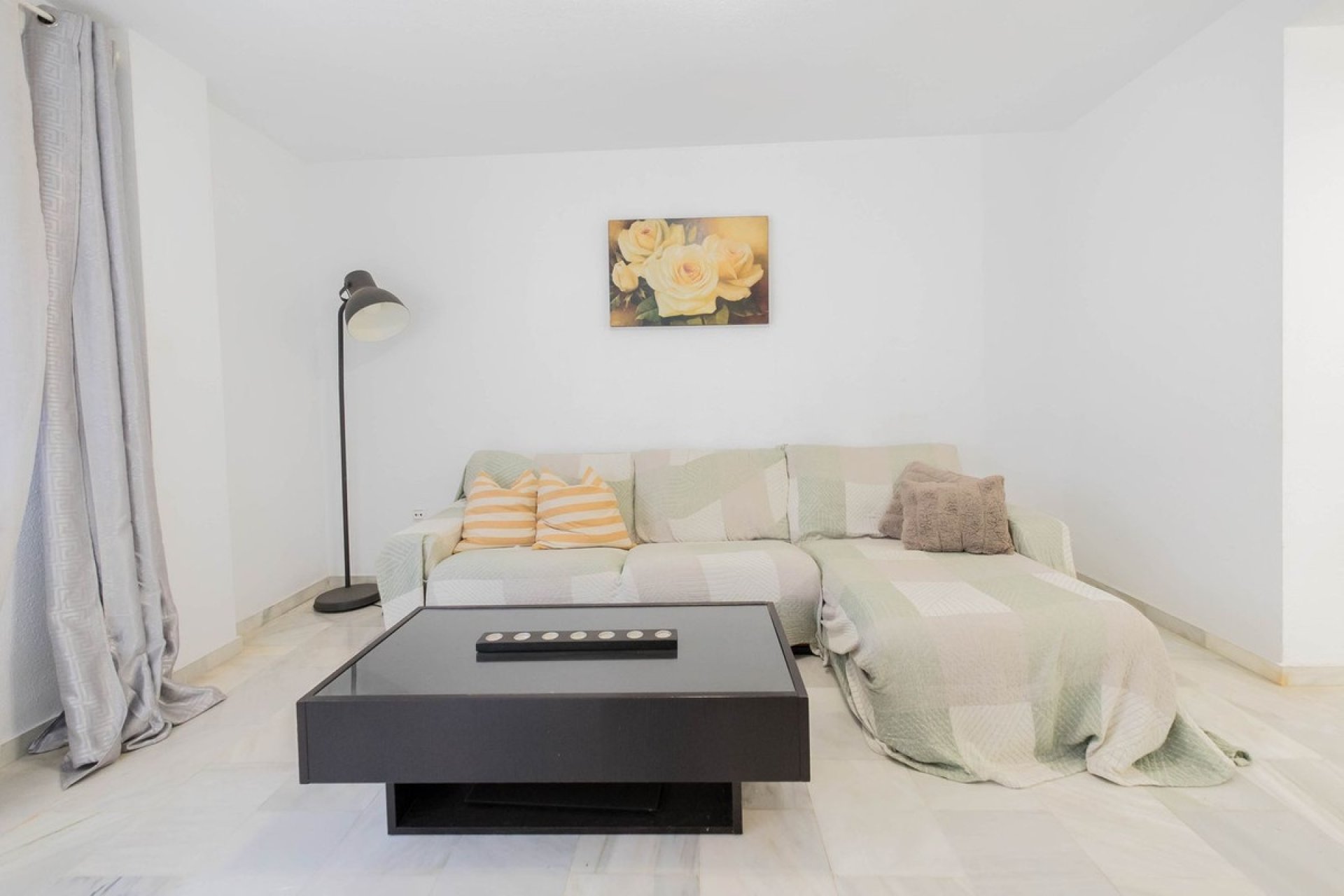 Resale - apartment - Mijas - Las Lagunas