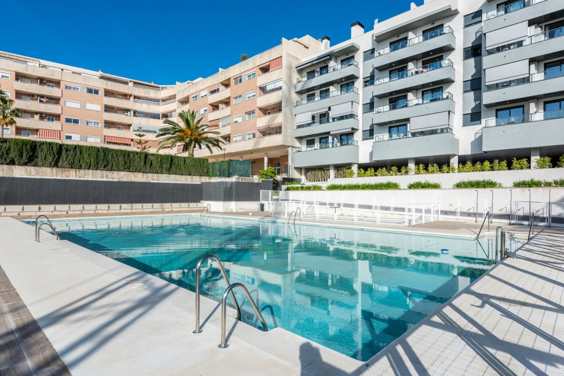 Resale - apartment - Mijas - Las Lagunas