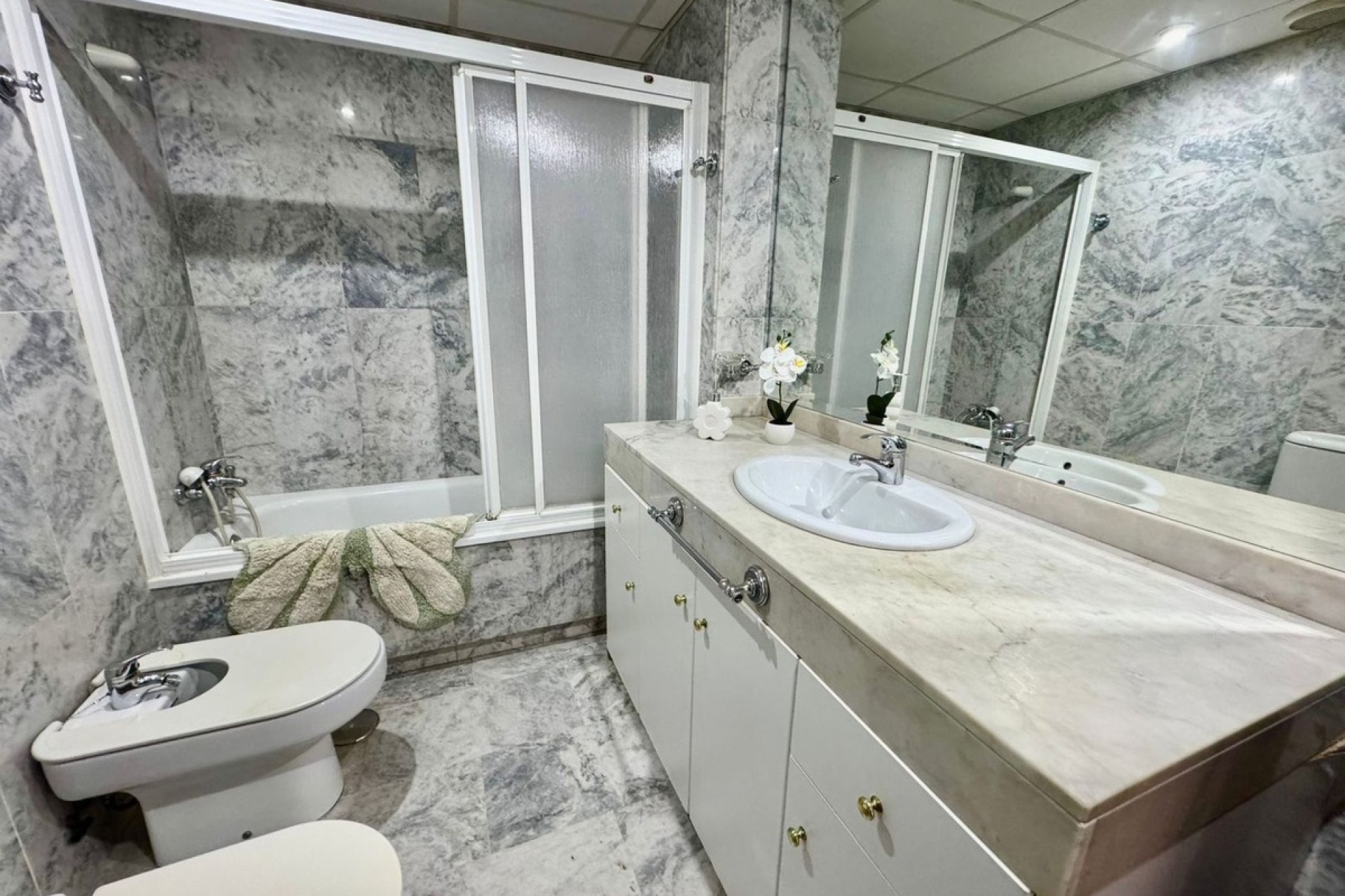Resale - apartment - Mijas - Las Lagunas