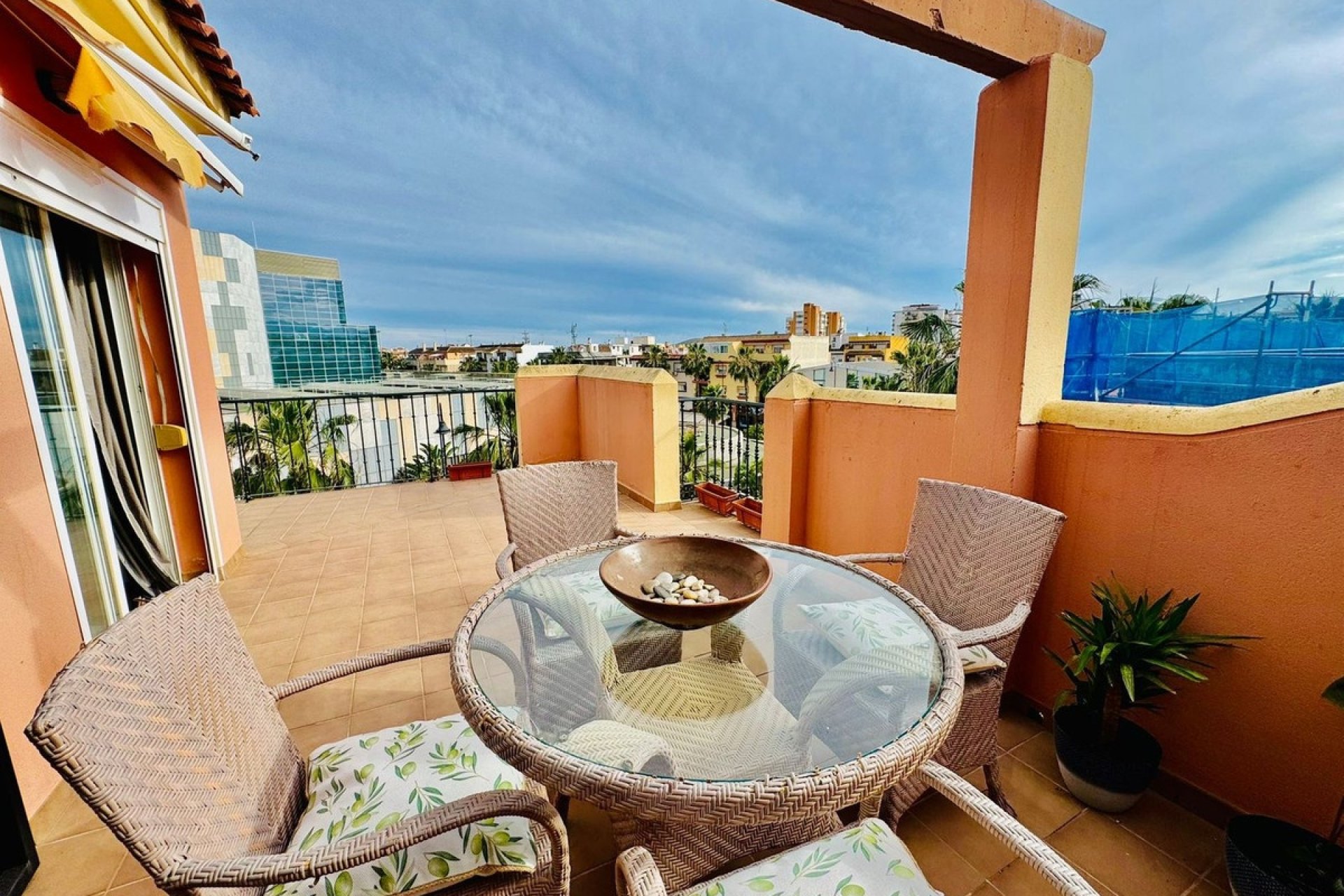 Resale - apartment - Mijas - Las Lagunas