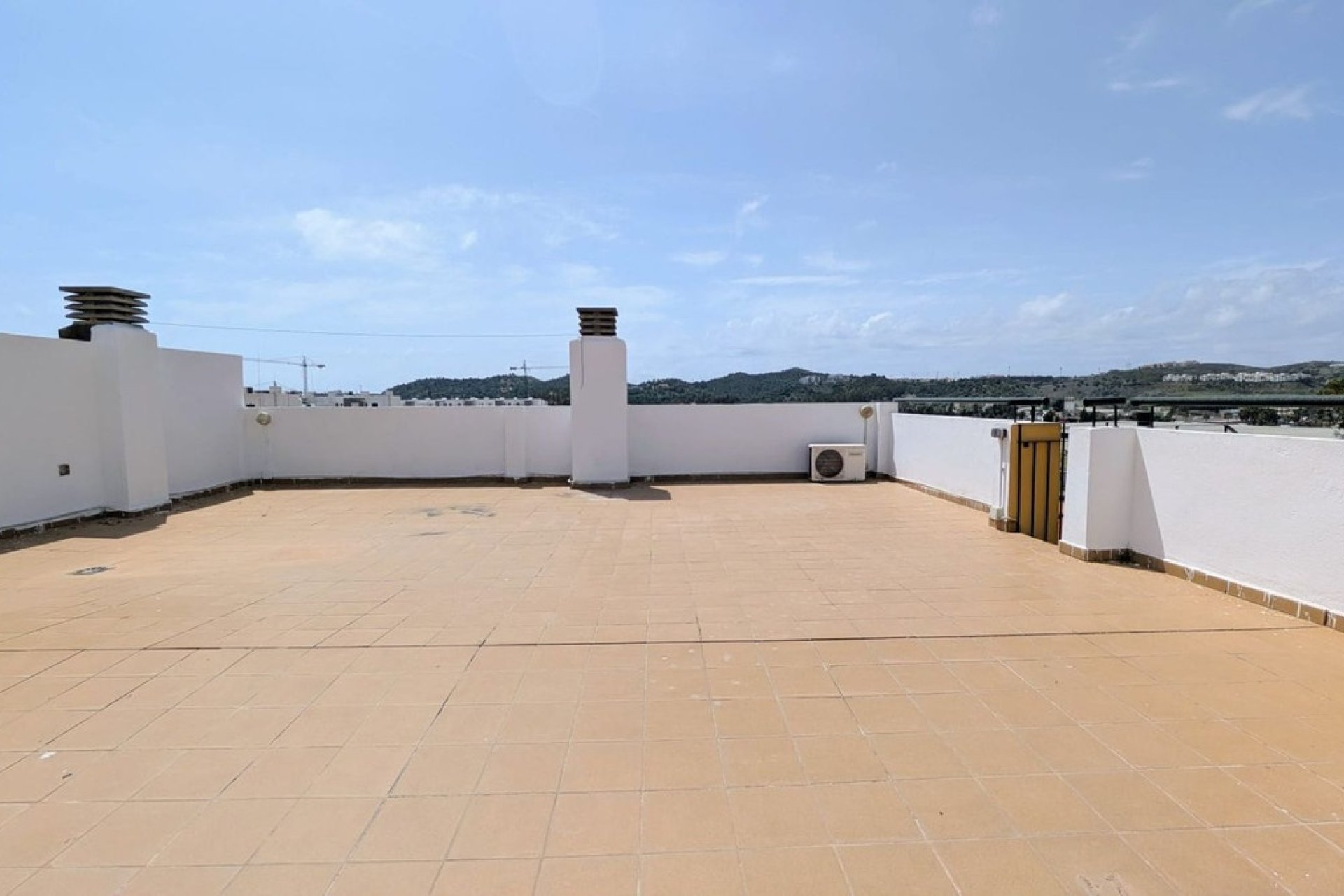 Resale - apartment - Mijas - Las Lagunas