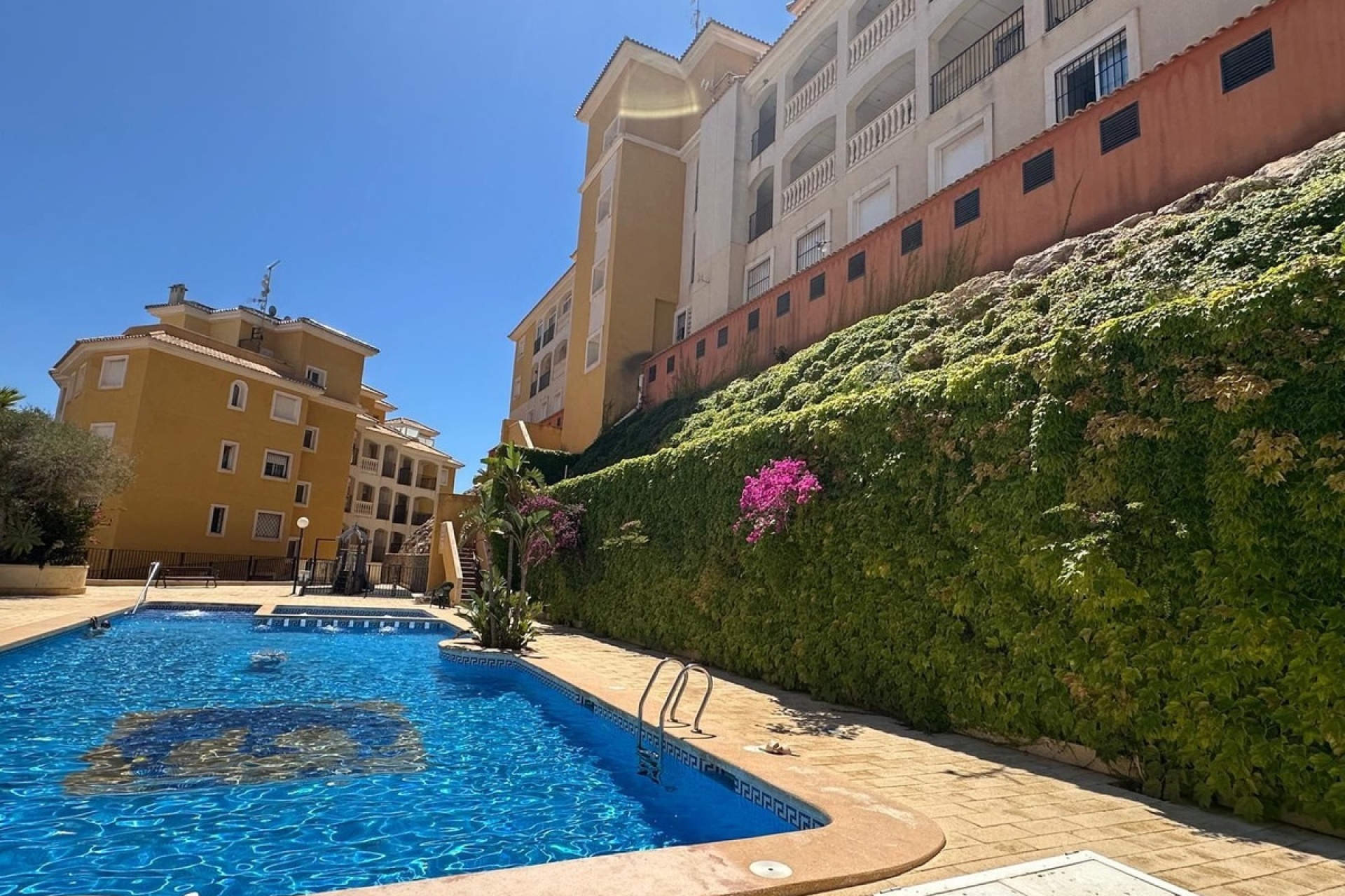 Resale - apartment - Orihuela - Campoamor