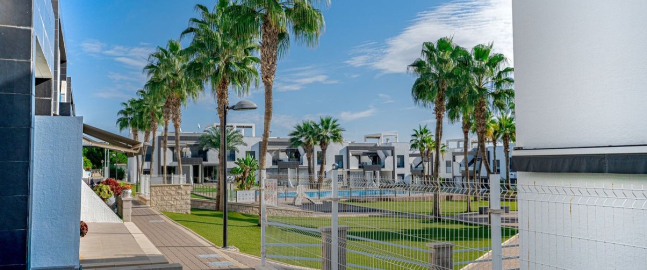 Resale - apartment - Orihuela - La Zenia
