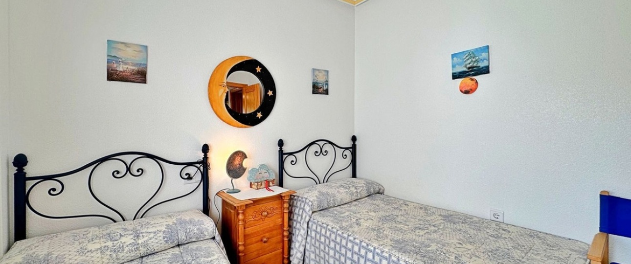 Resale - apartment - Orihuela - La Zenia