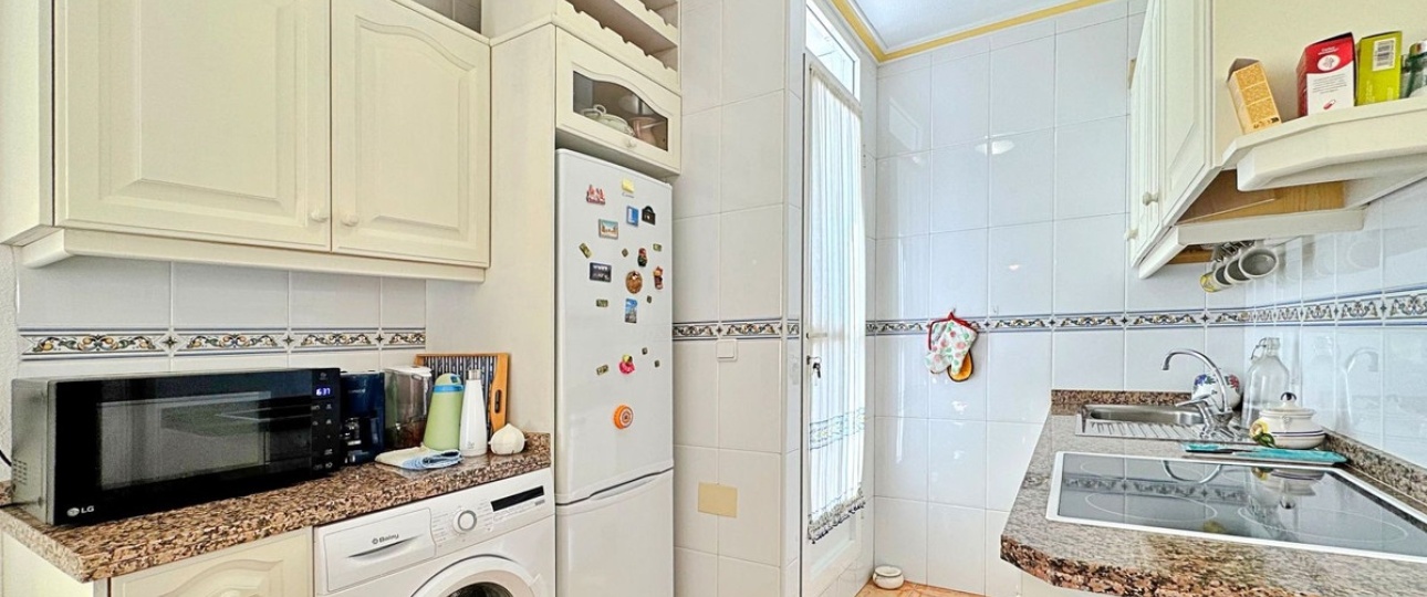 Resale - apartment - Orihuela - La Zenia