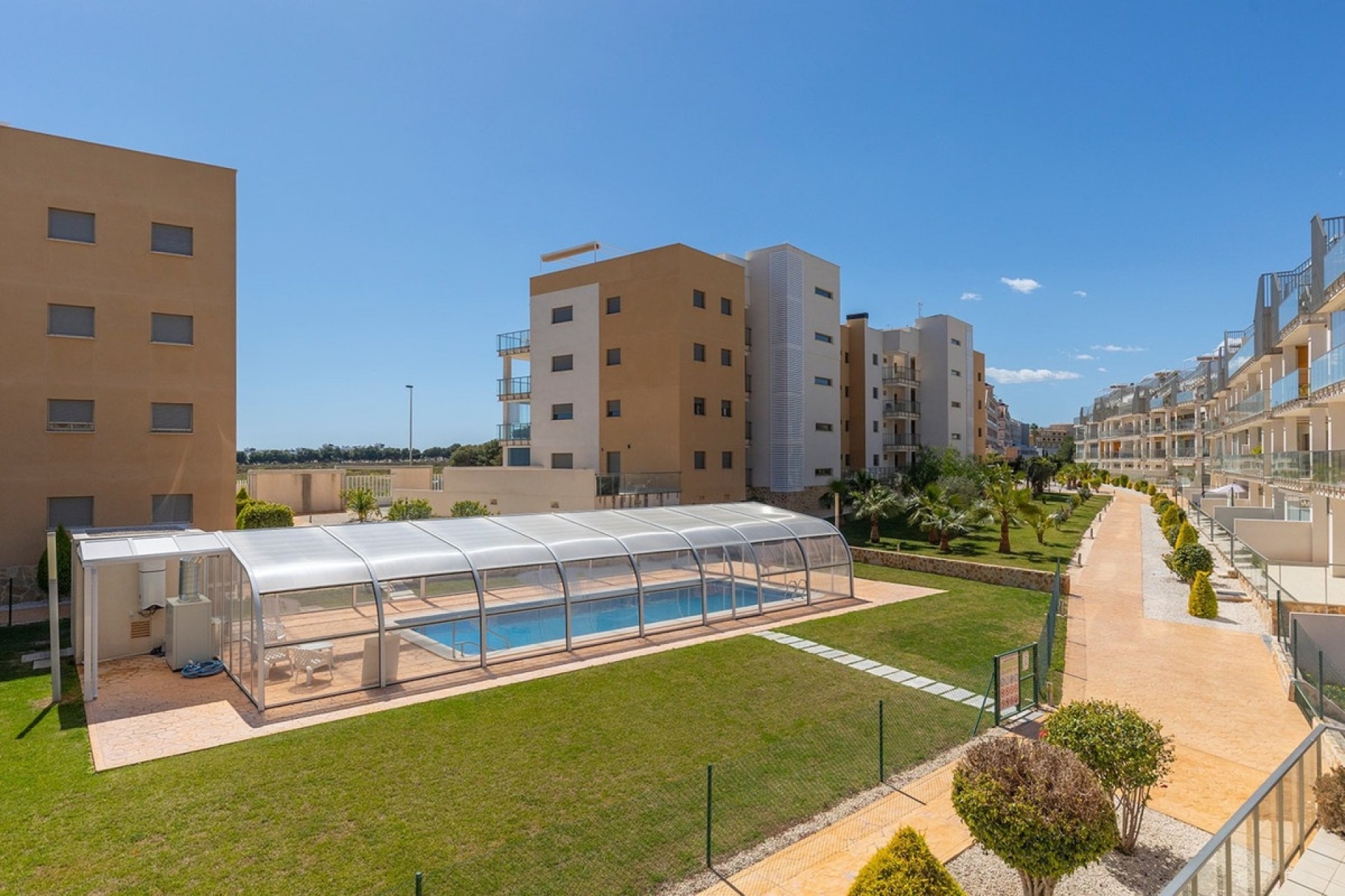 Resale - apartment - Orihuela - La Zenia