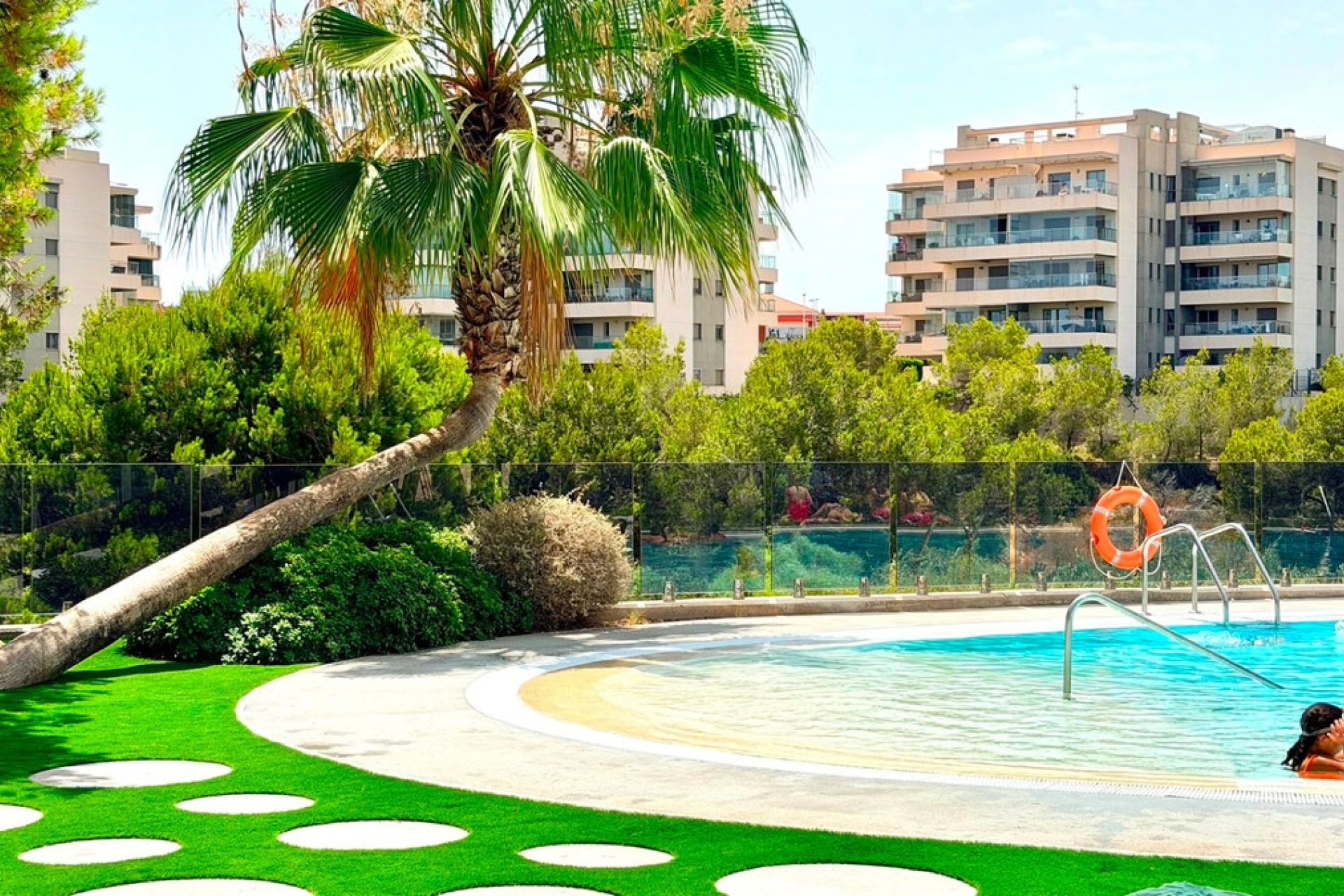Resale - apartment - Orihuela - La Zenia
