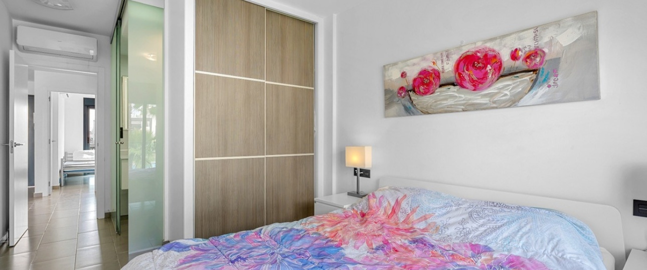 Resale - apartment - Orihuela - La Zenia
