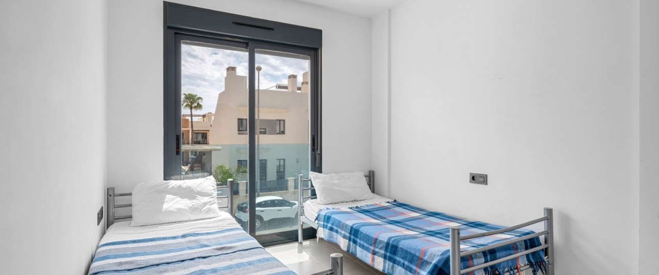 Resale - apartment - Orihuela - La Zenia