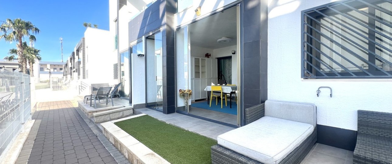 Resale - apartment - Orihuela - La Zenia
