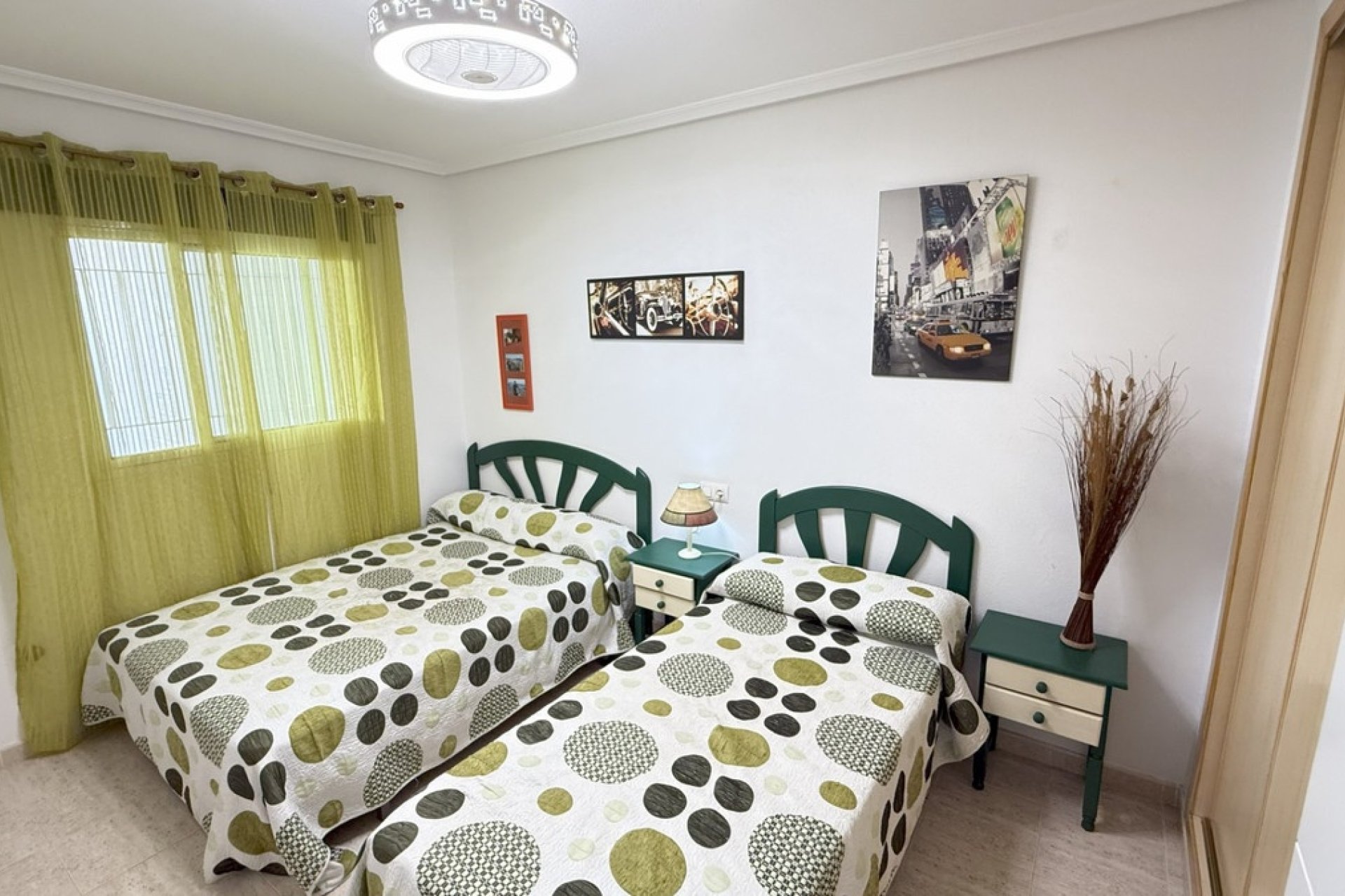 Resale - apartment - Orihuela - La Zenia