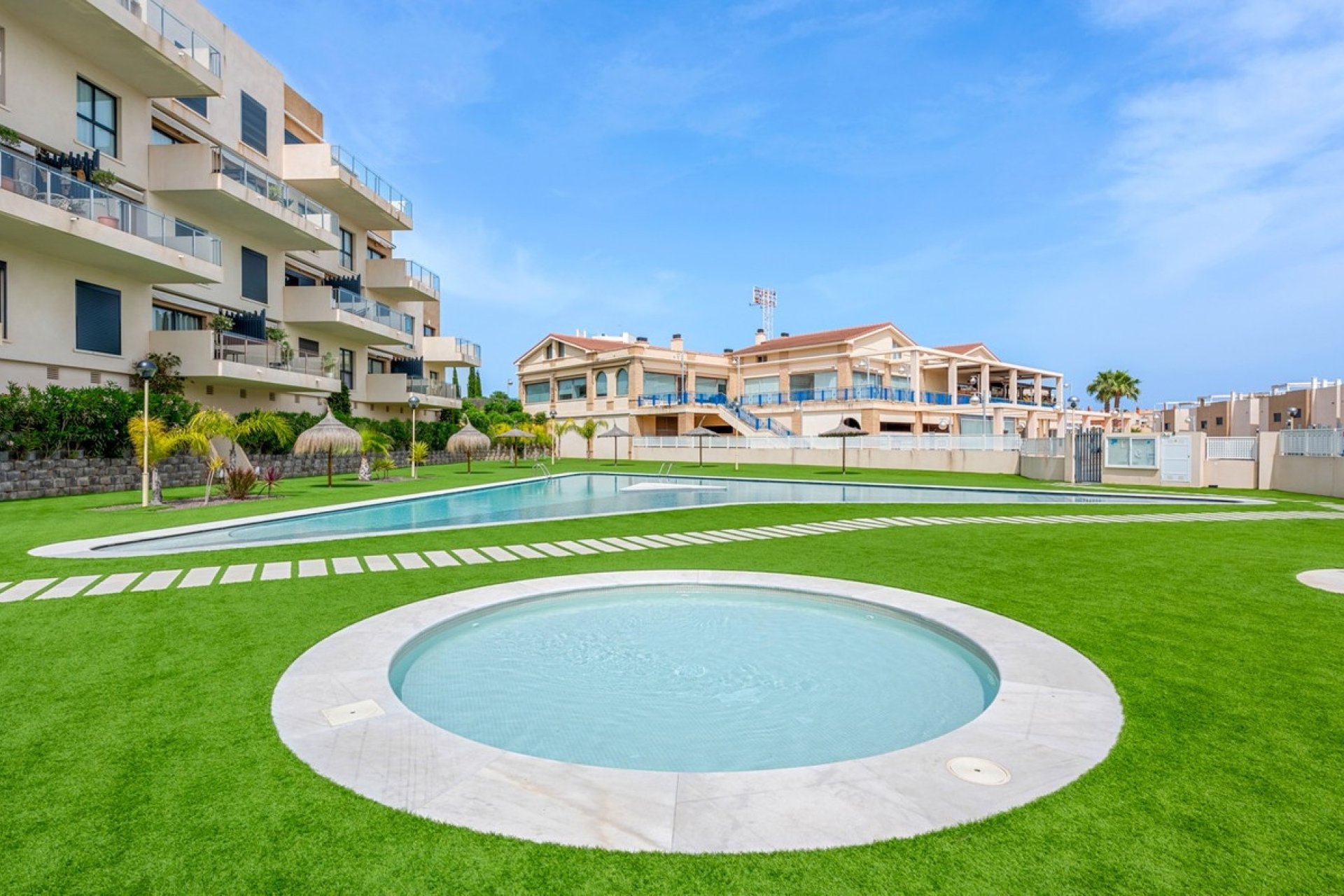 Resale - apartment - Orihuela - La Zenia