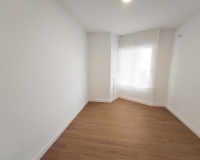 Resale - apartment - Orihuela - La Zenia