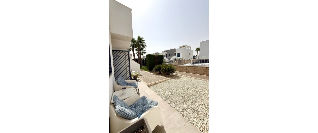 Resale - apartment - Orihuela - La Zenia