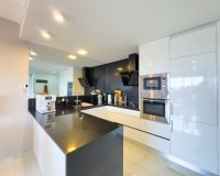 Resale - apartment - Orihuela - Orihuela Costa
