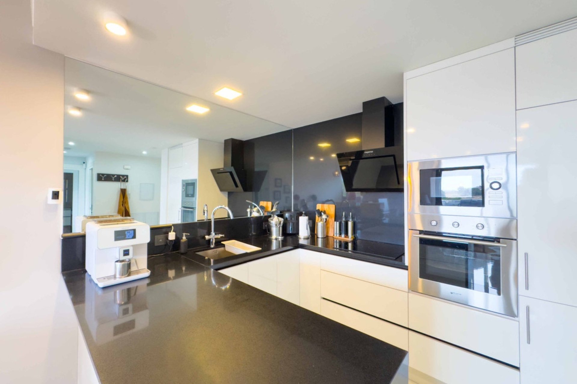 Resale - apartment - Orihuela - Orihuela Costa