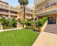 Resale - apartment - Orihuela - Orihuela Costa
