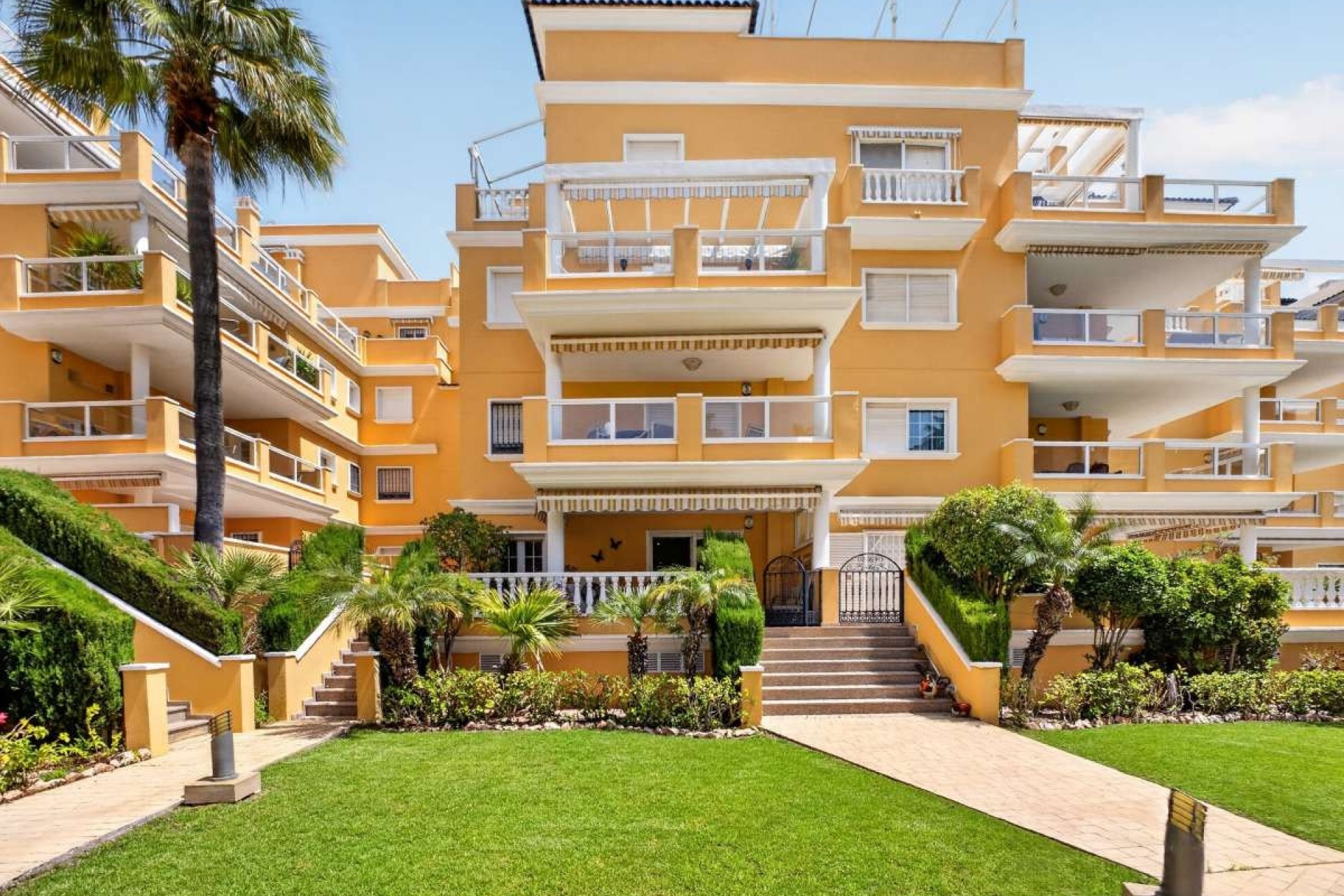 Resale - apartment - Orihuela - Orihuela Costa