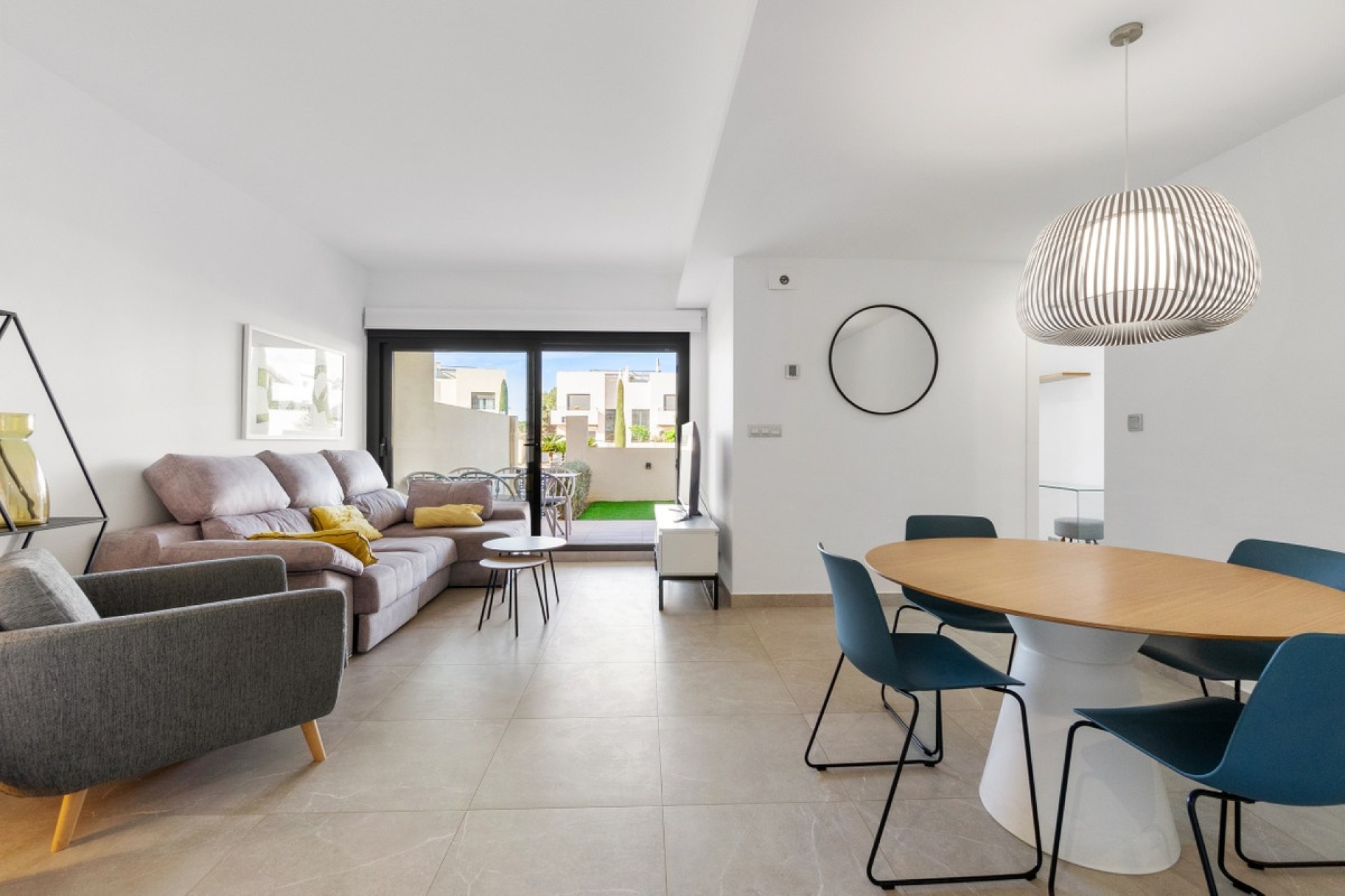 Resale - apartment - Orihuela - Orihuela Costa