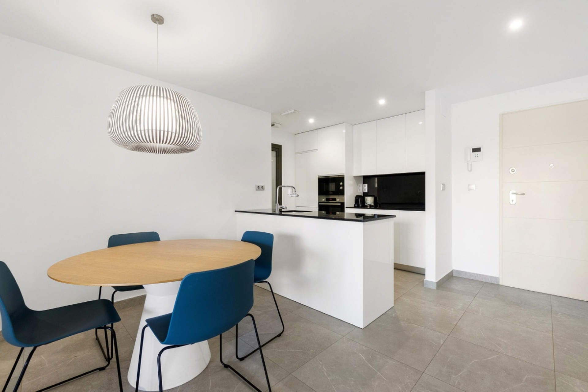 Resale - apartment - Orihuela - Orihuela Costa