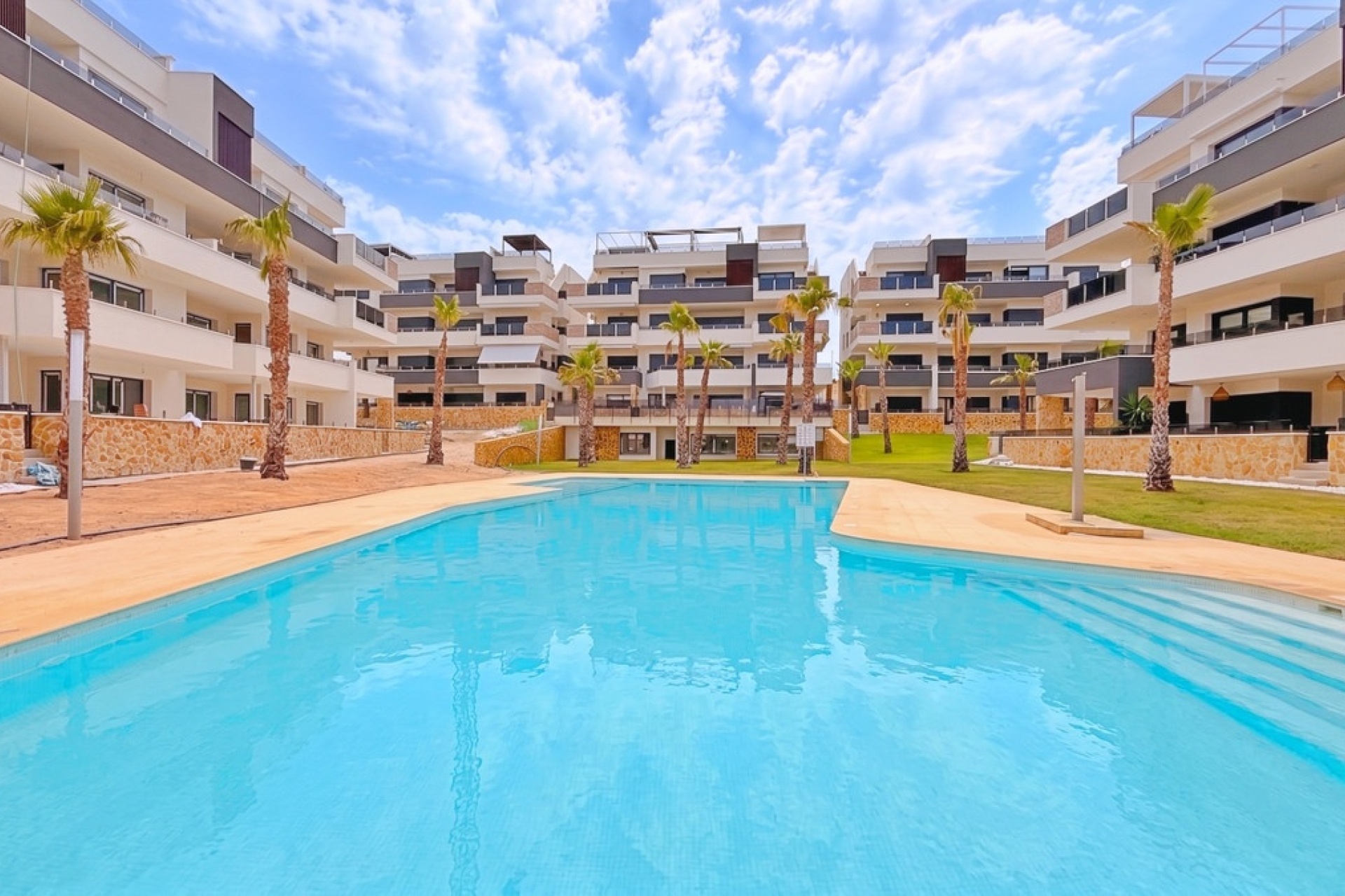 Resale - apartment - Orihuela - Orihuela Costa