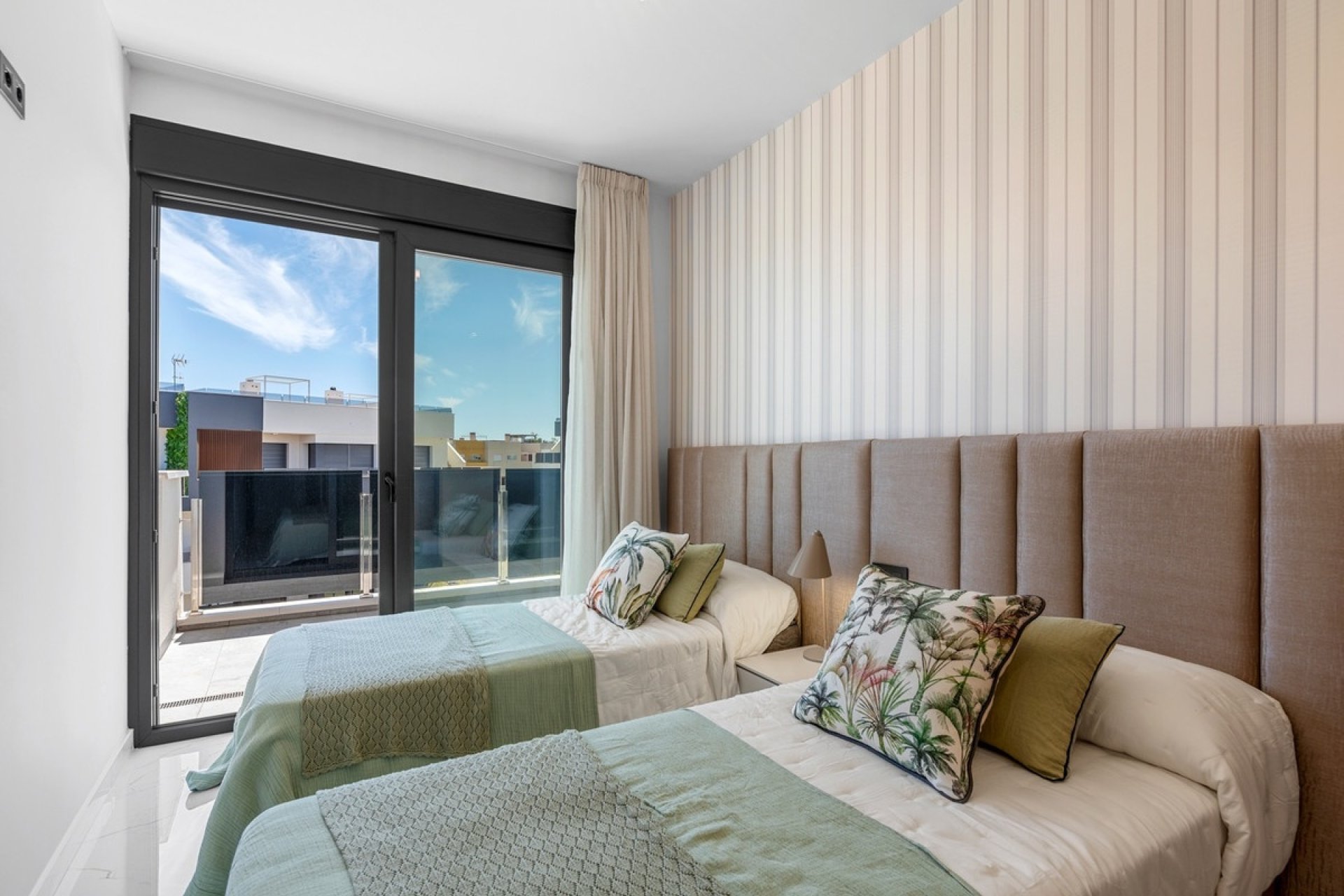Resale - apartment - Orihuela - Orihuela Costa