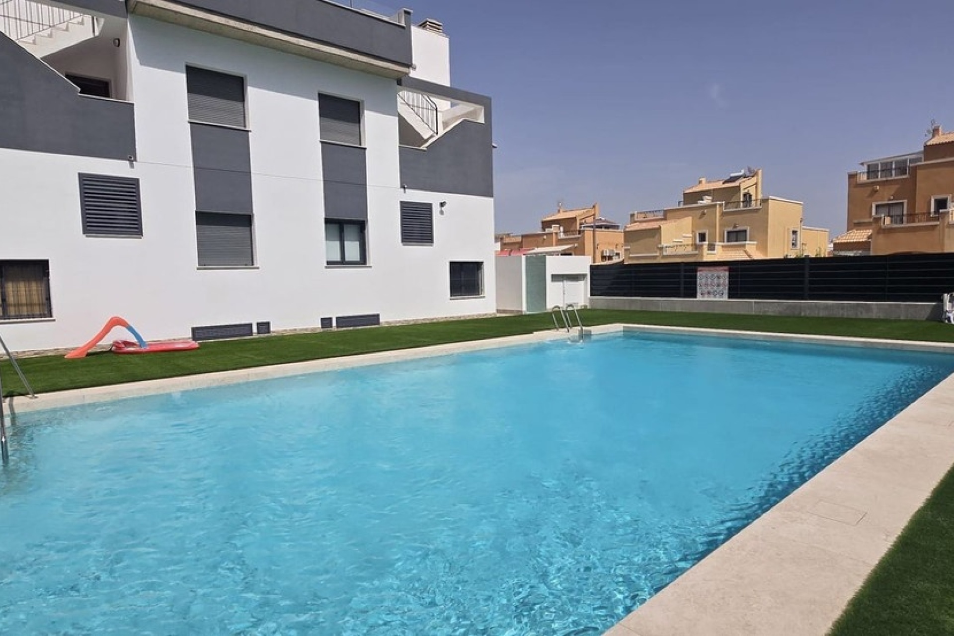 Resale - apartment - Orihuela - Orihuela Costa