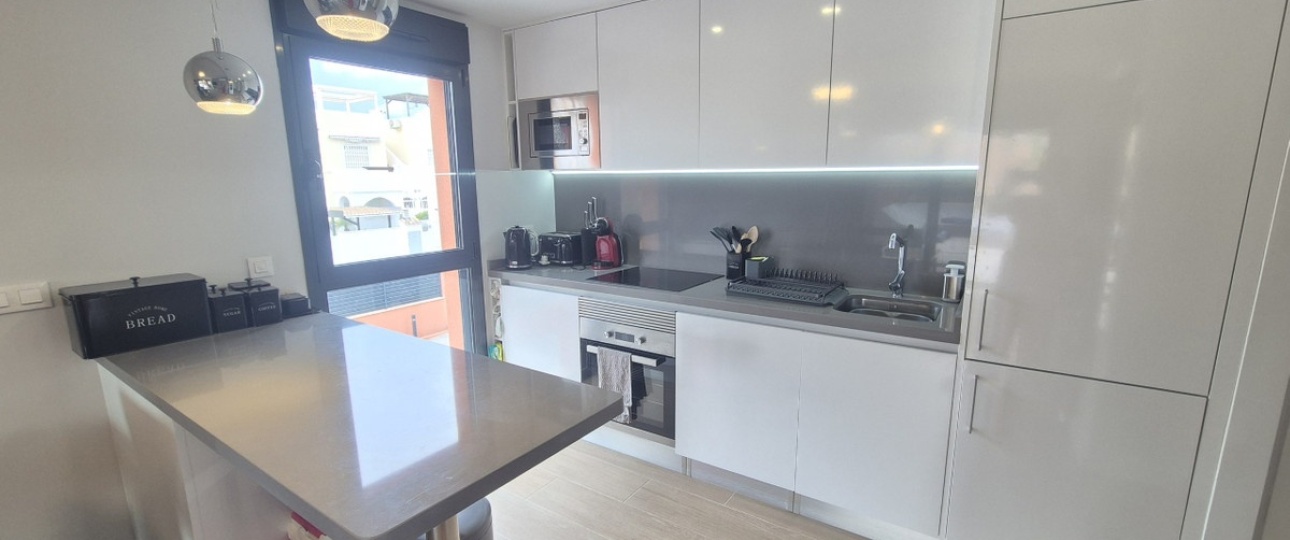 Resale - apartment - Orihuela - Orihuela Costa