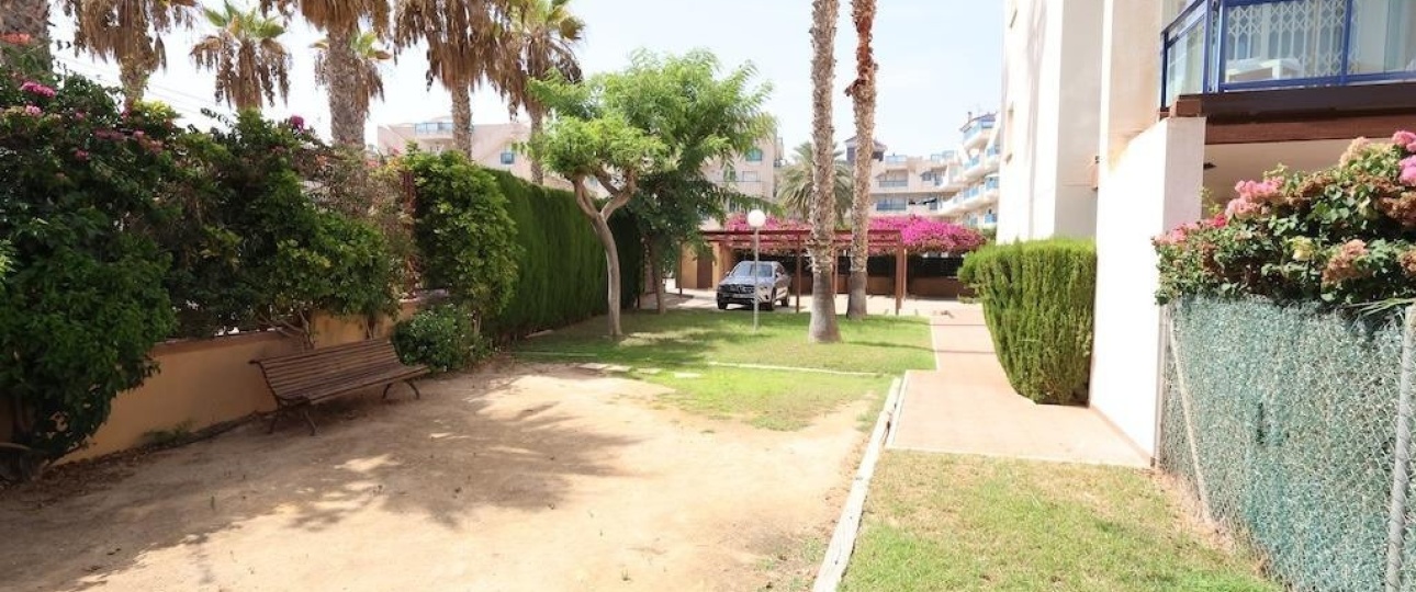 Resale - apartment - Orihuela - Orihuela Costa