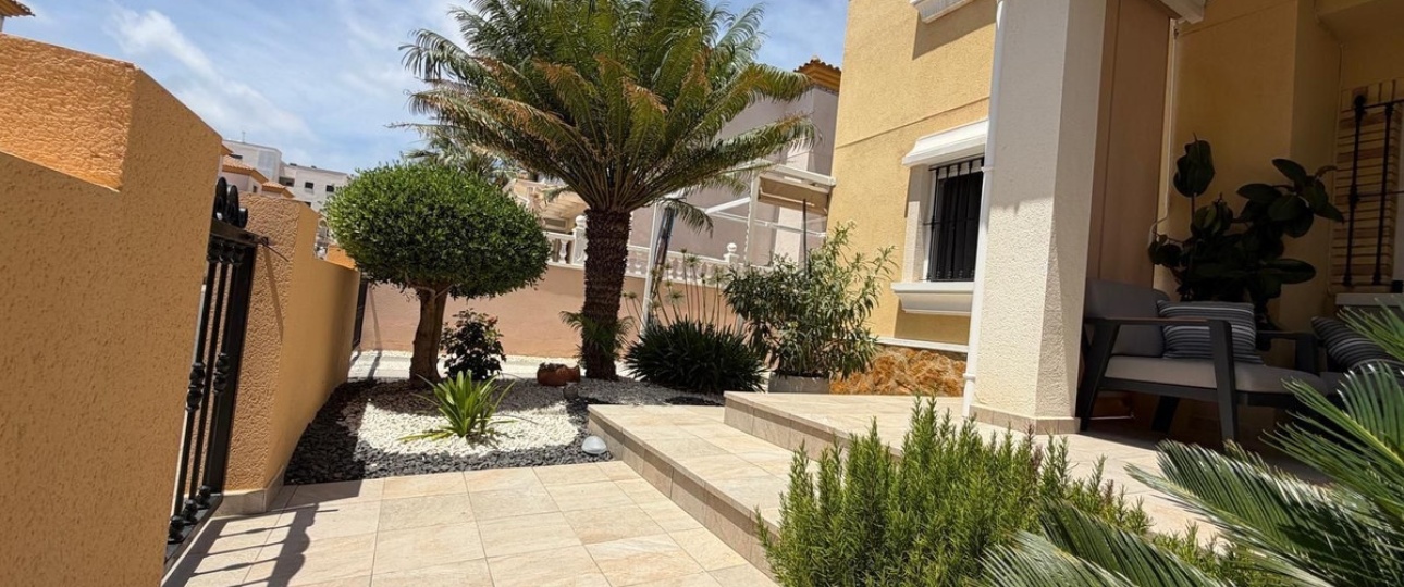 Resale - apartment - Orihuela - Orihuela Costa