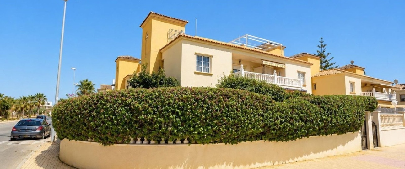 Resale - apartment - Orihuela - Orihuela Costa