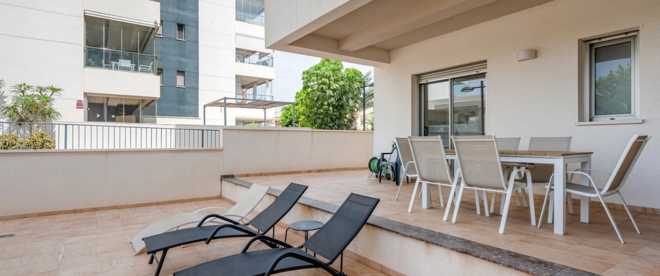 Resale - apartment - Orihuela - Orihuela Costa