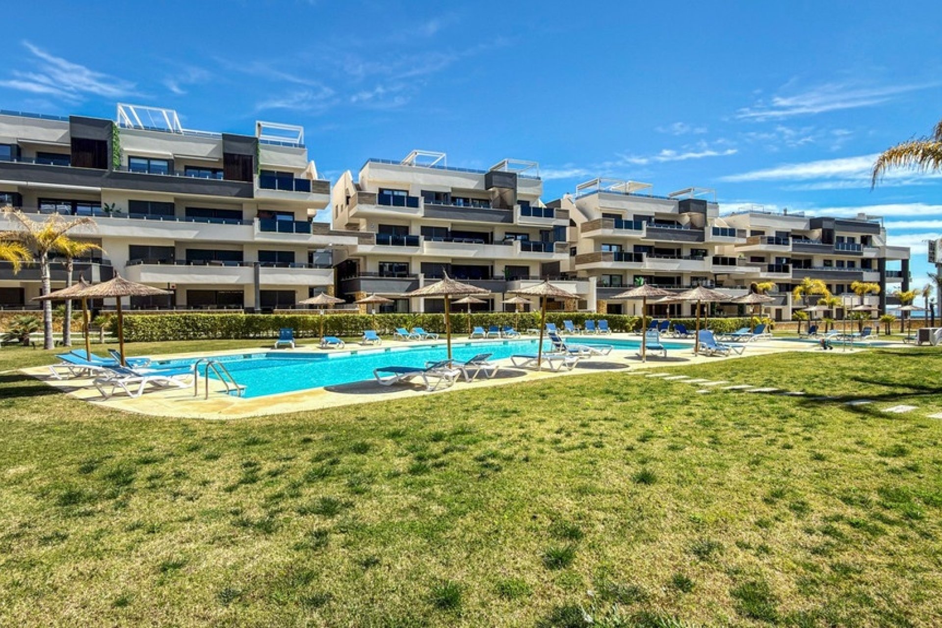 Resale - apartment - Orihuela - Playa Flamenca