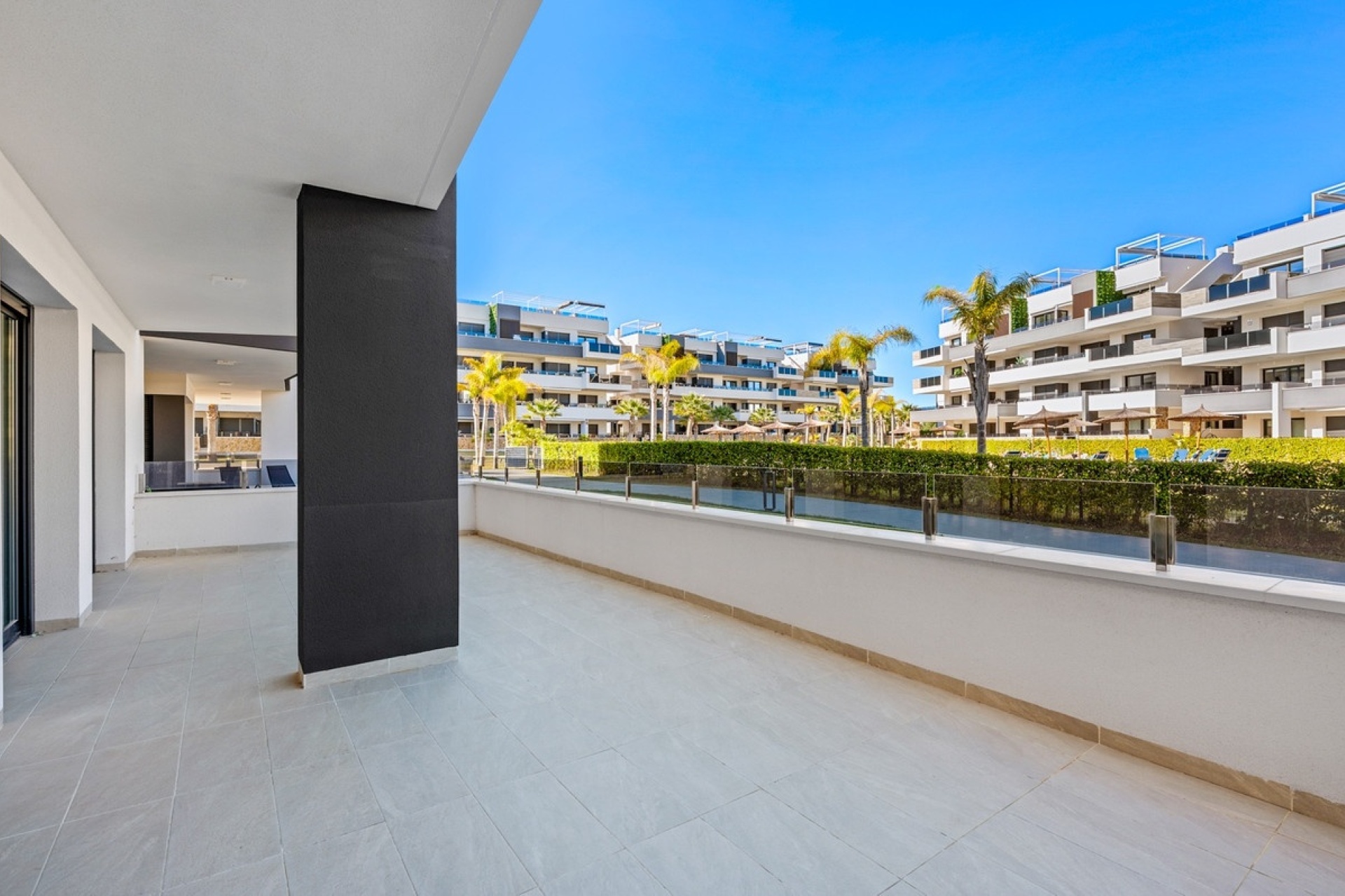 Resale - apartment - Orihuela - Playa Flamenca