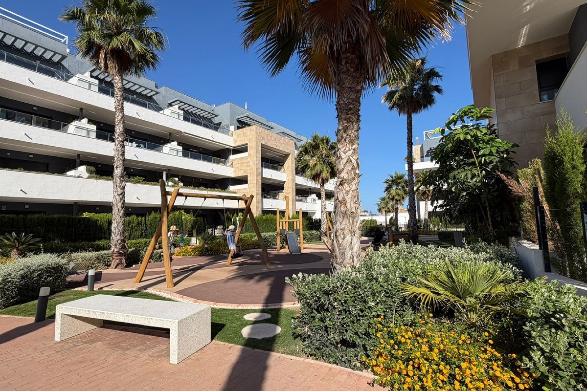 Resale - apartment - Orihuela - Playa Flamenca