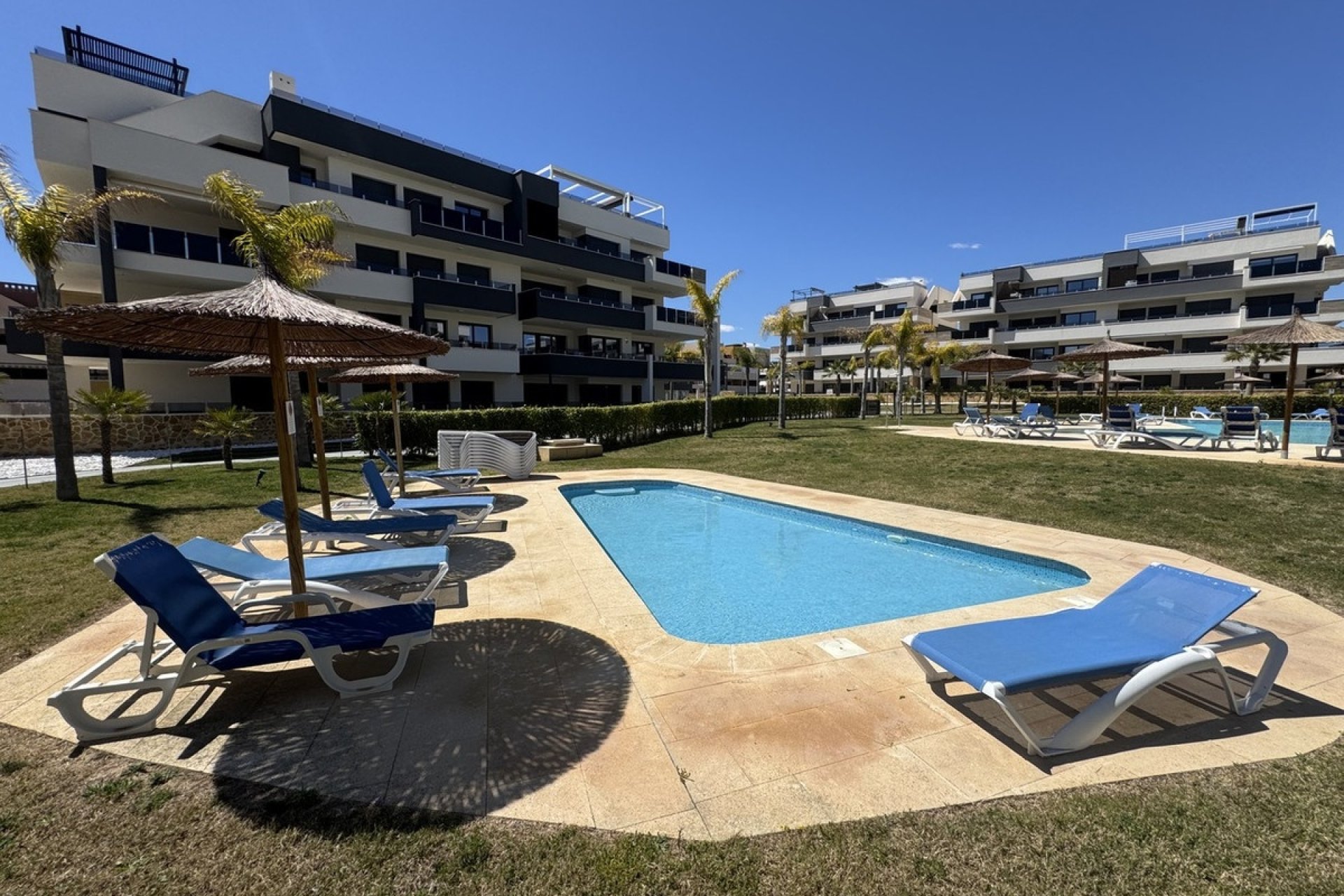 Resale - apartment - Orihuela - Playa Flamenca