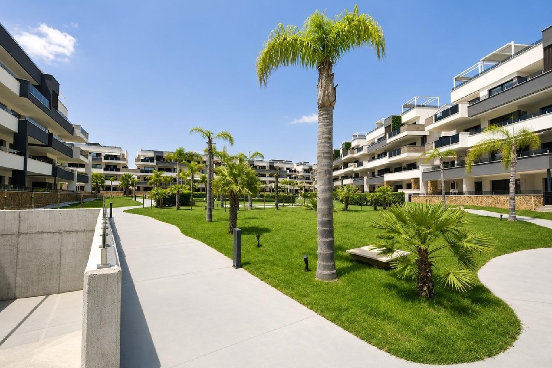 Resale - apartment - Orihuela - Playa Flamenca