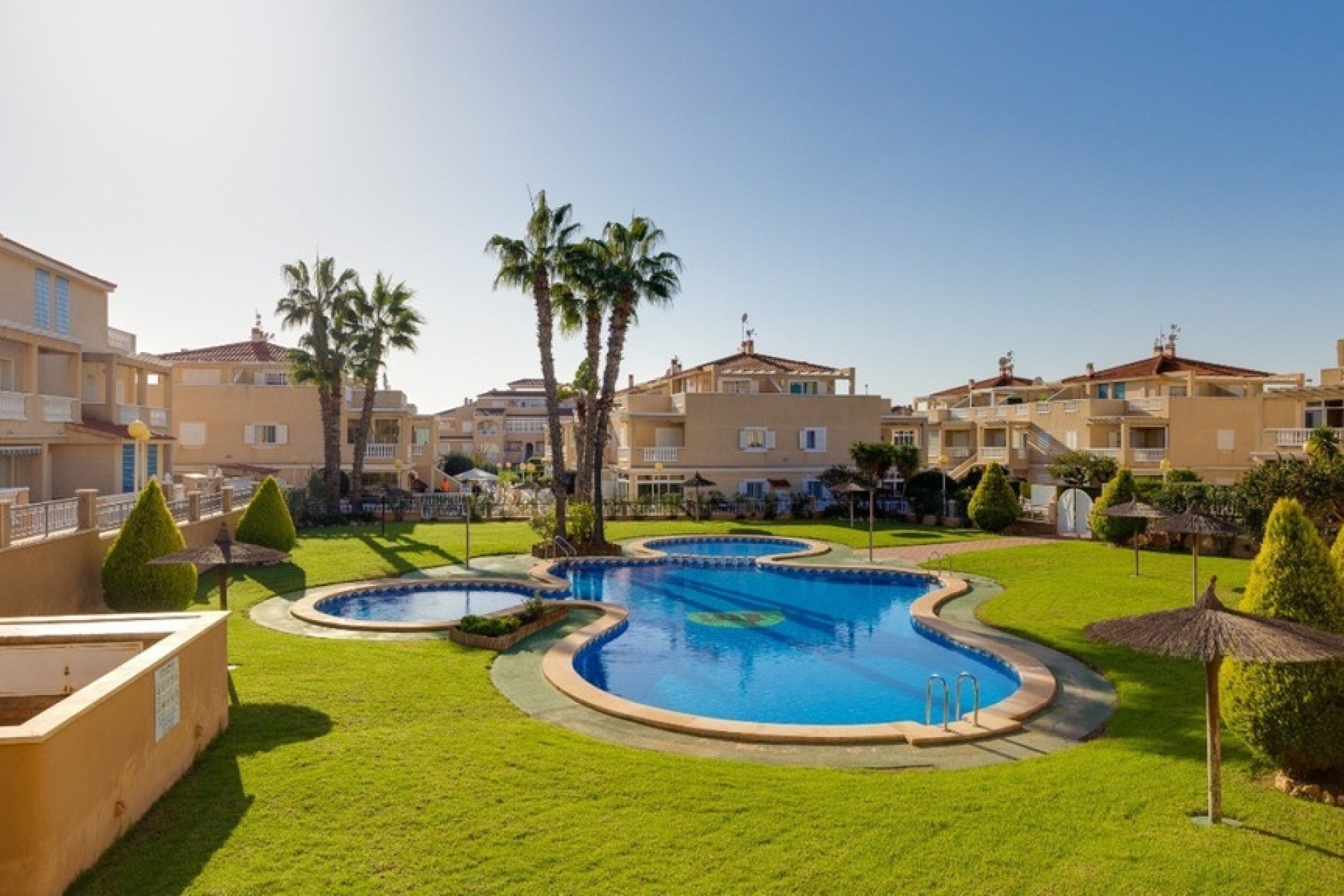 Resale - apartment - Orihuela - Playa Flamenca
