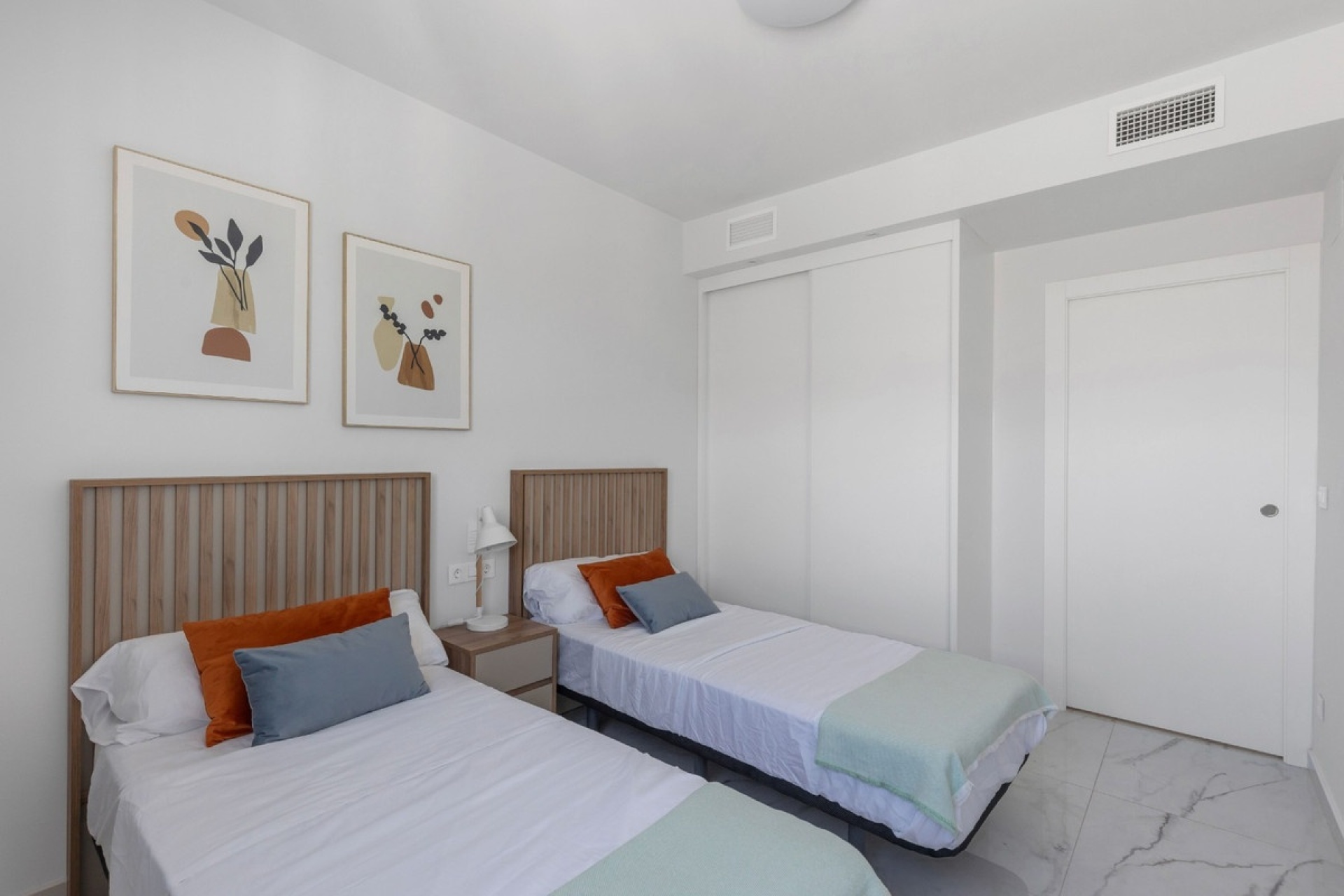 Resale - apartment - Orihuela - Playa Flamenca