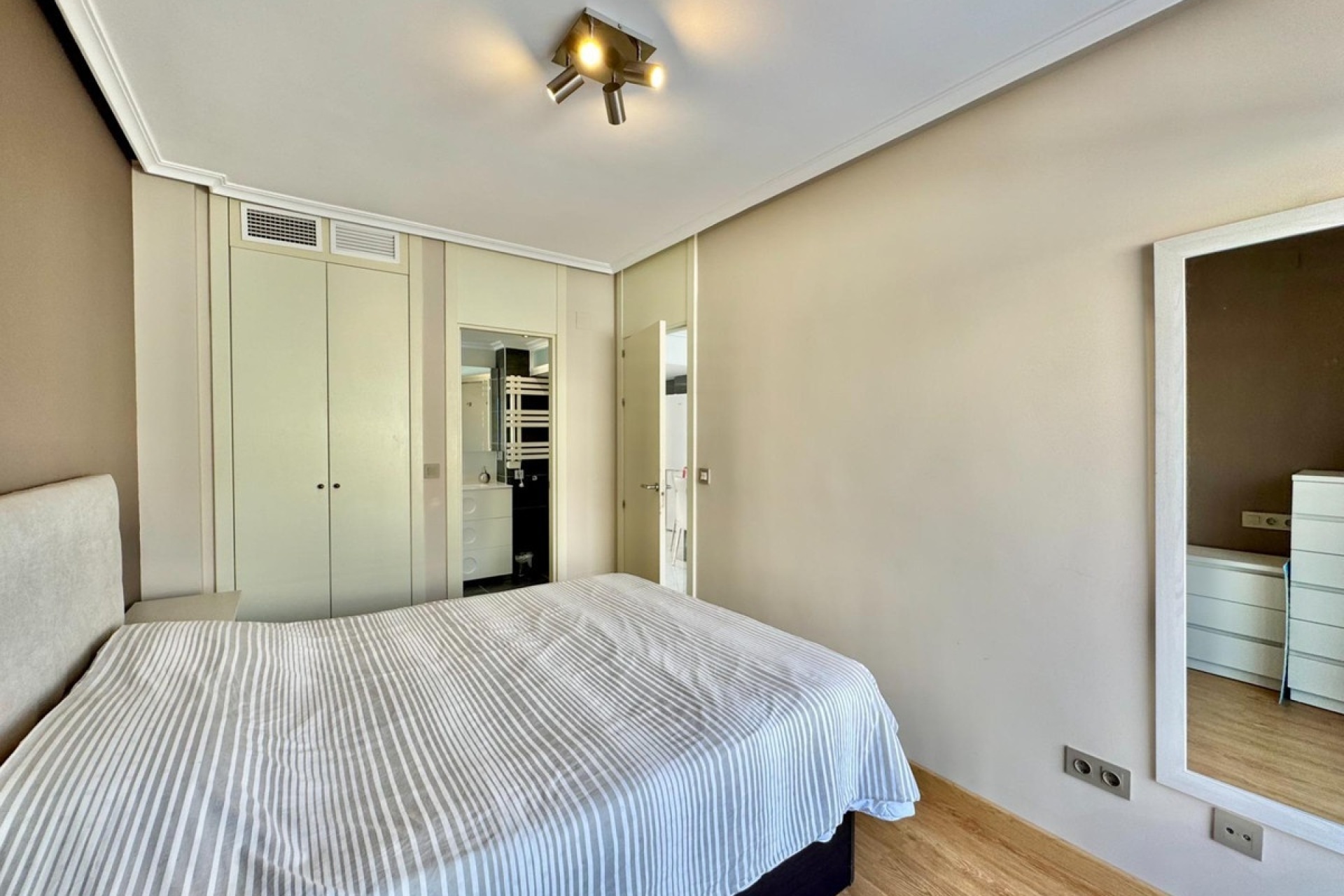 Resale - apartment - Orihuela - Punta Prima