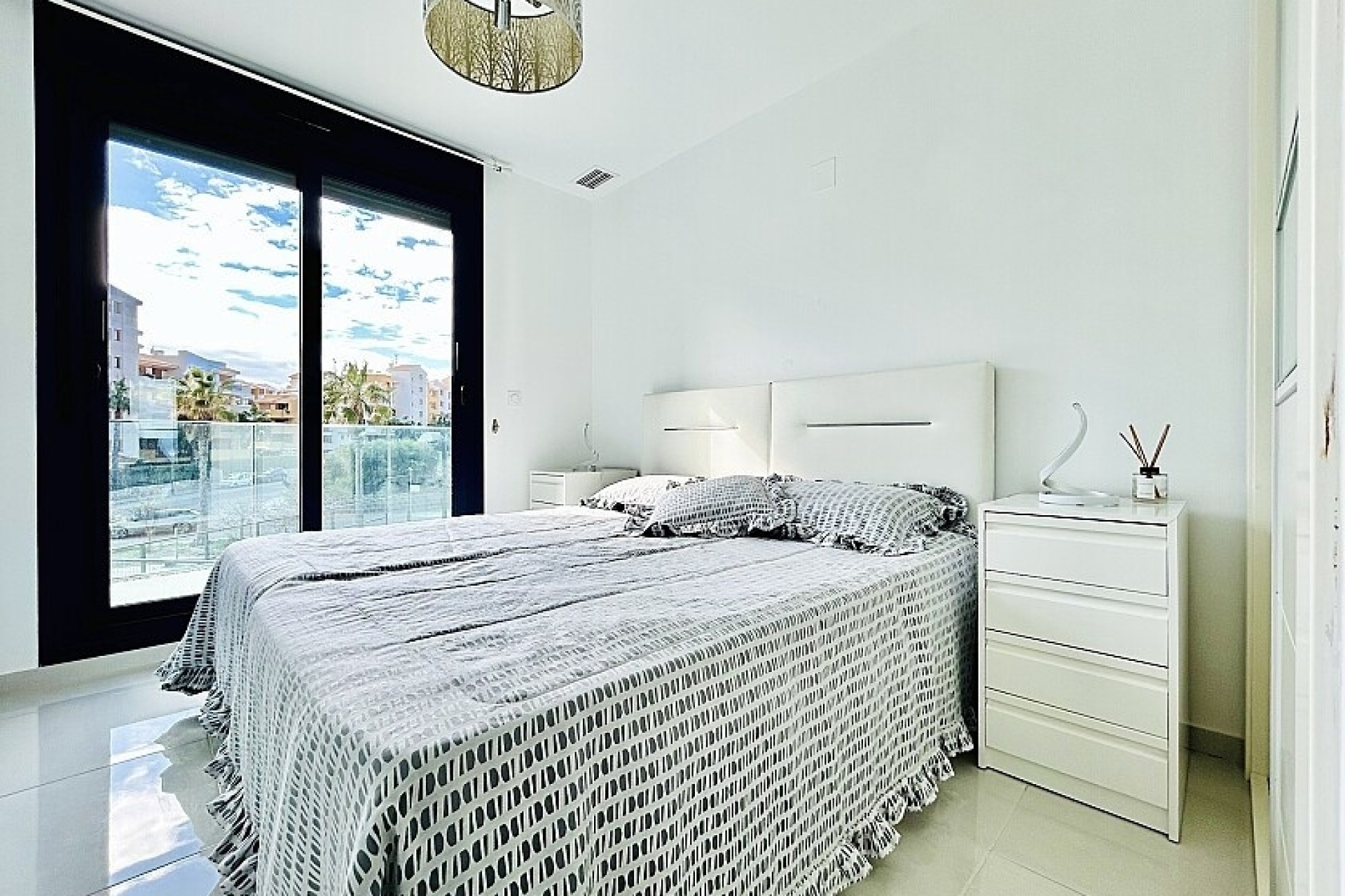 Resale - apartment - Orihuela - Punta Prima